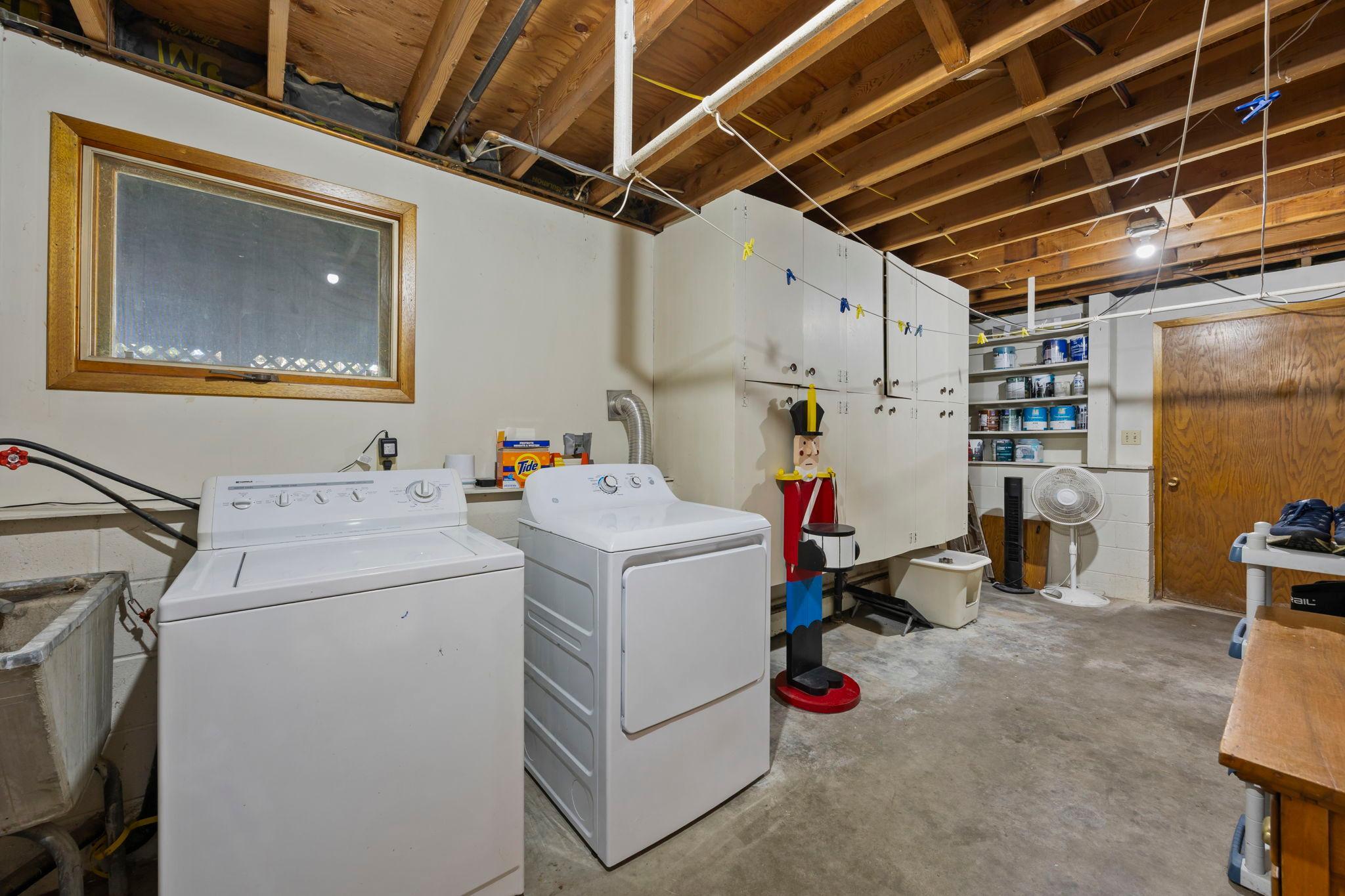 26496 Forli Avenue Property Photo 31