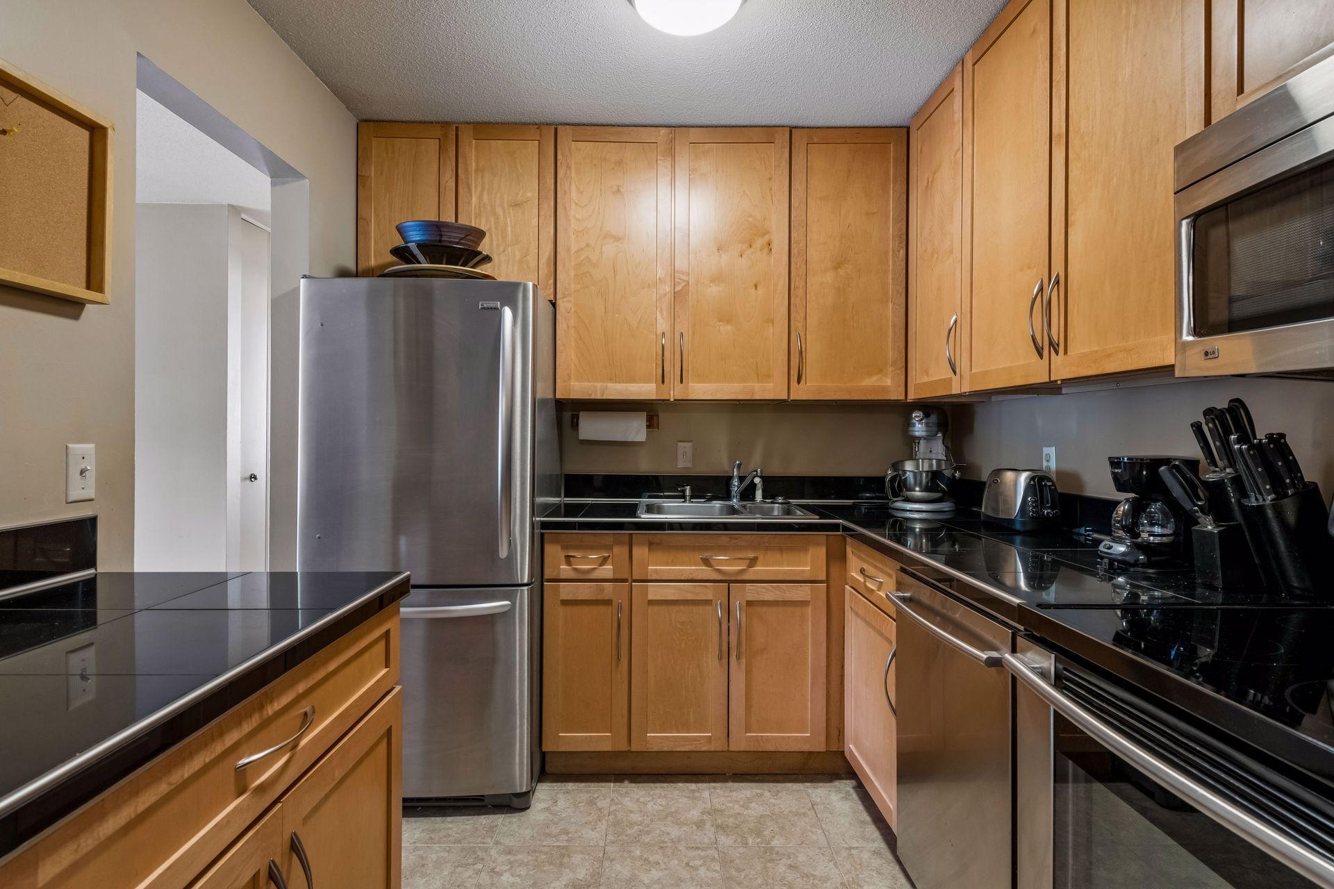 5410 Three Points Boulevard 425 Property Photo 5