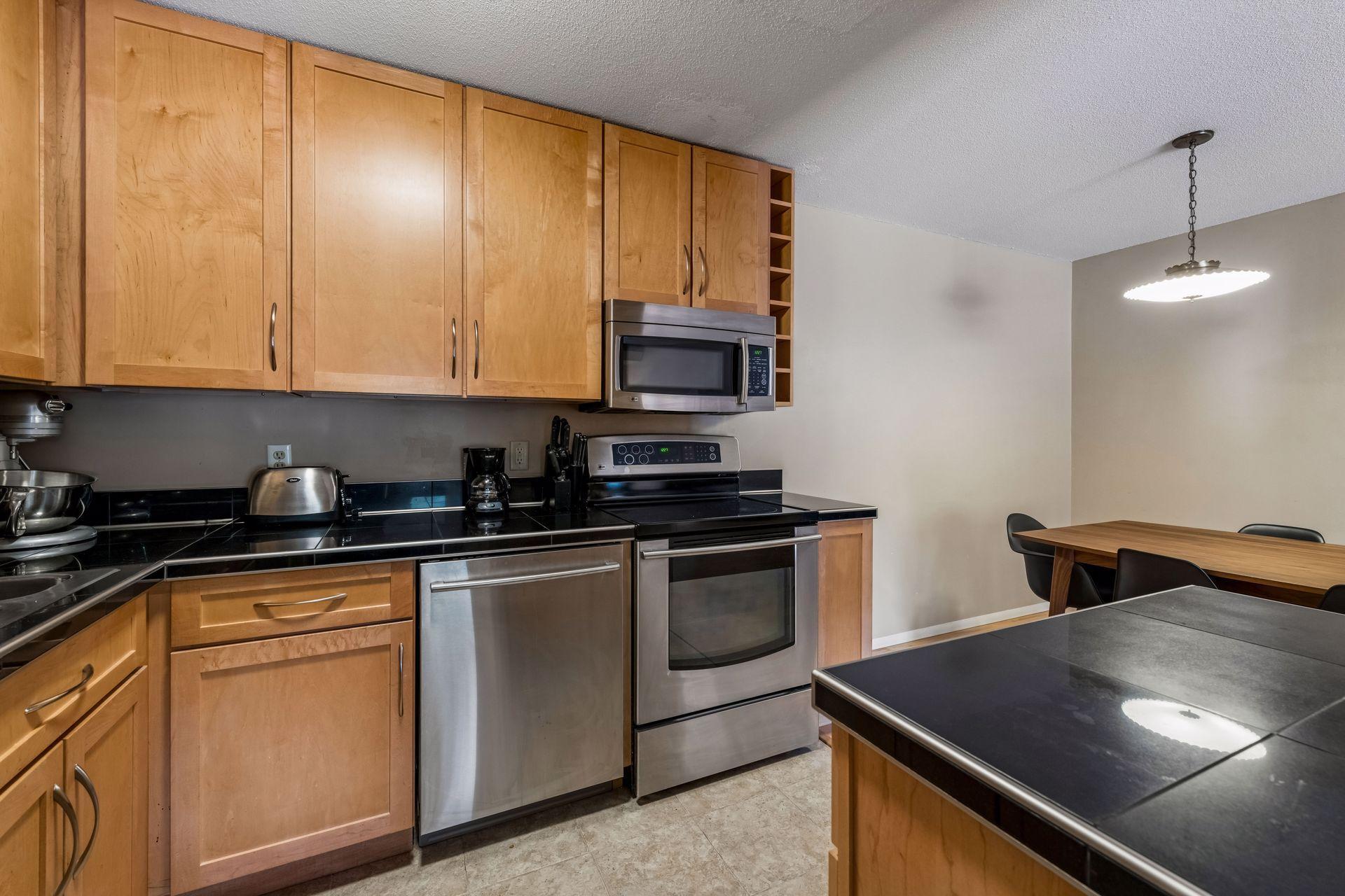 5410 Three Points Boulevard 425 Property Photo 6