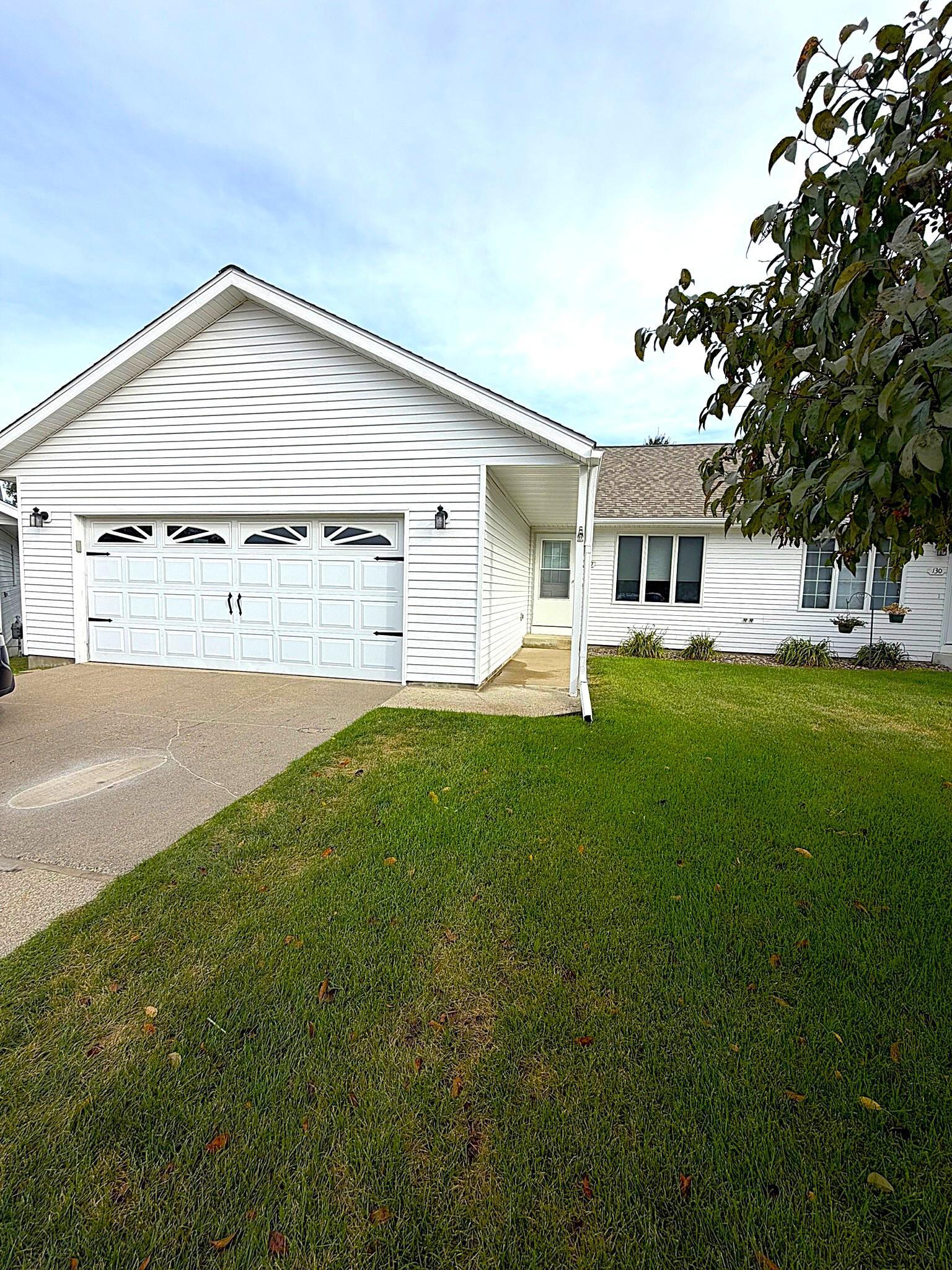 140 Orchard Manor Drive Se Property Photo 1