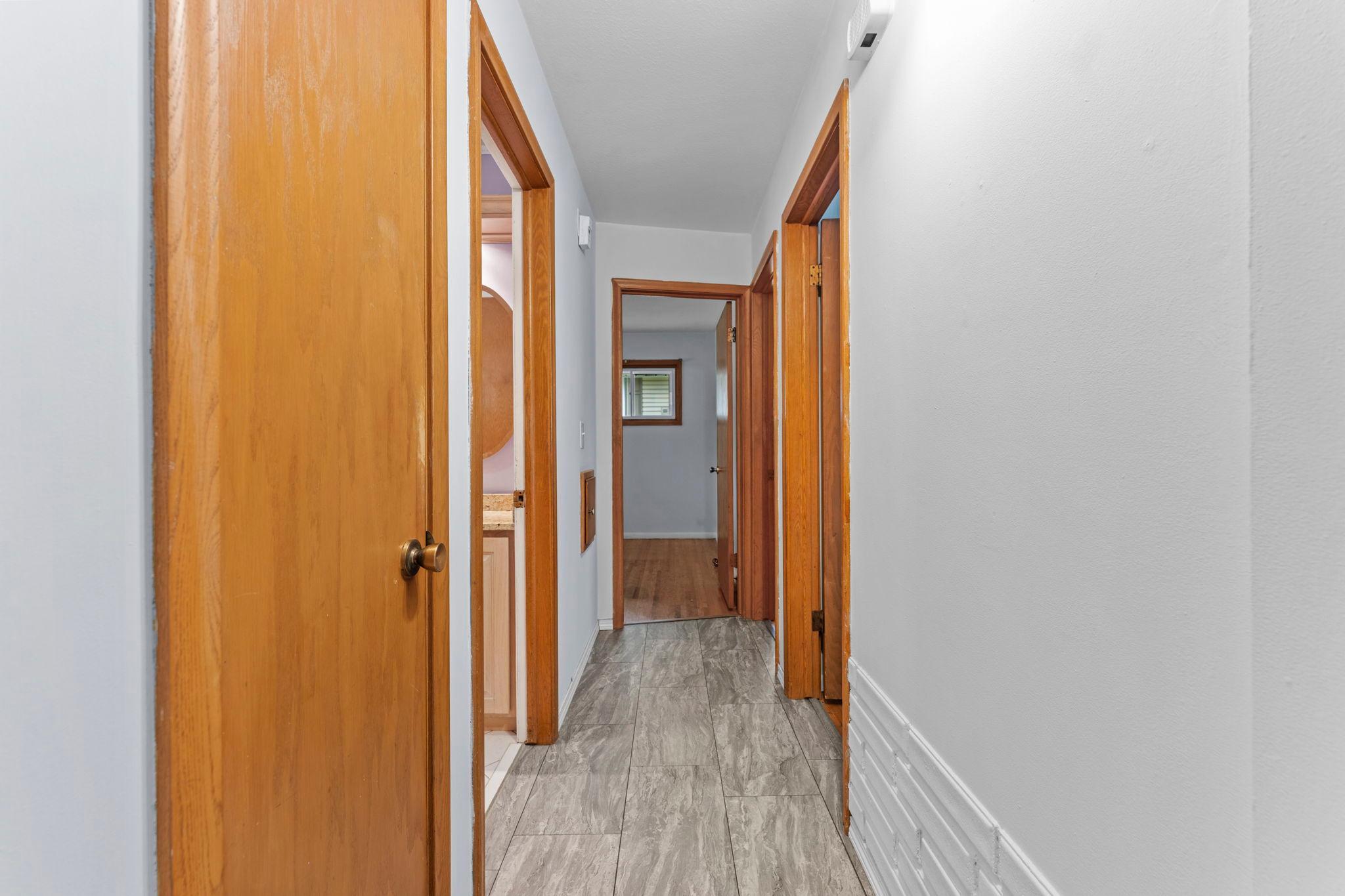 3907 Lakewood Avenue Property Photo 20
