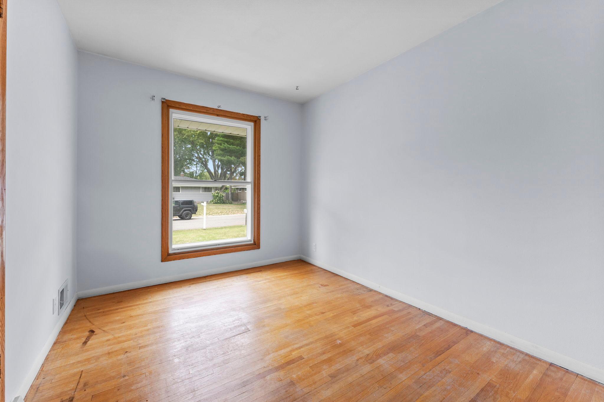 3907 Lakewood Avenue Property Photo 24