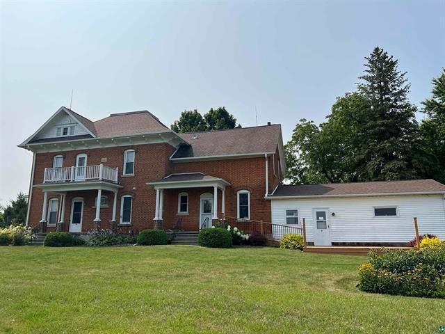 43264 160th Street Property Photo 3