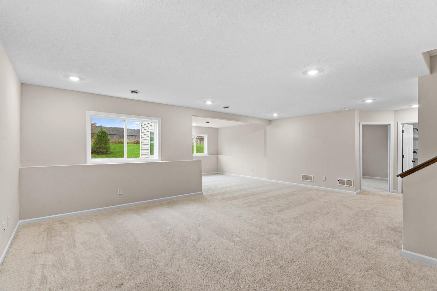 11590 19th Street Ne Property Photo 6