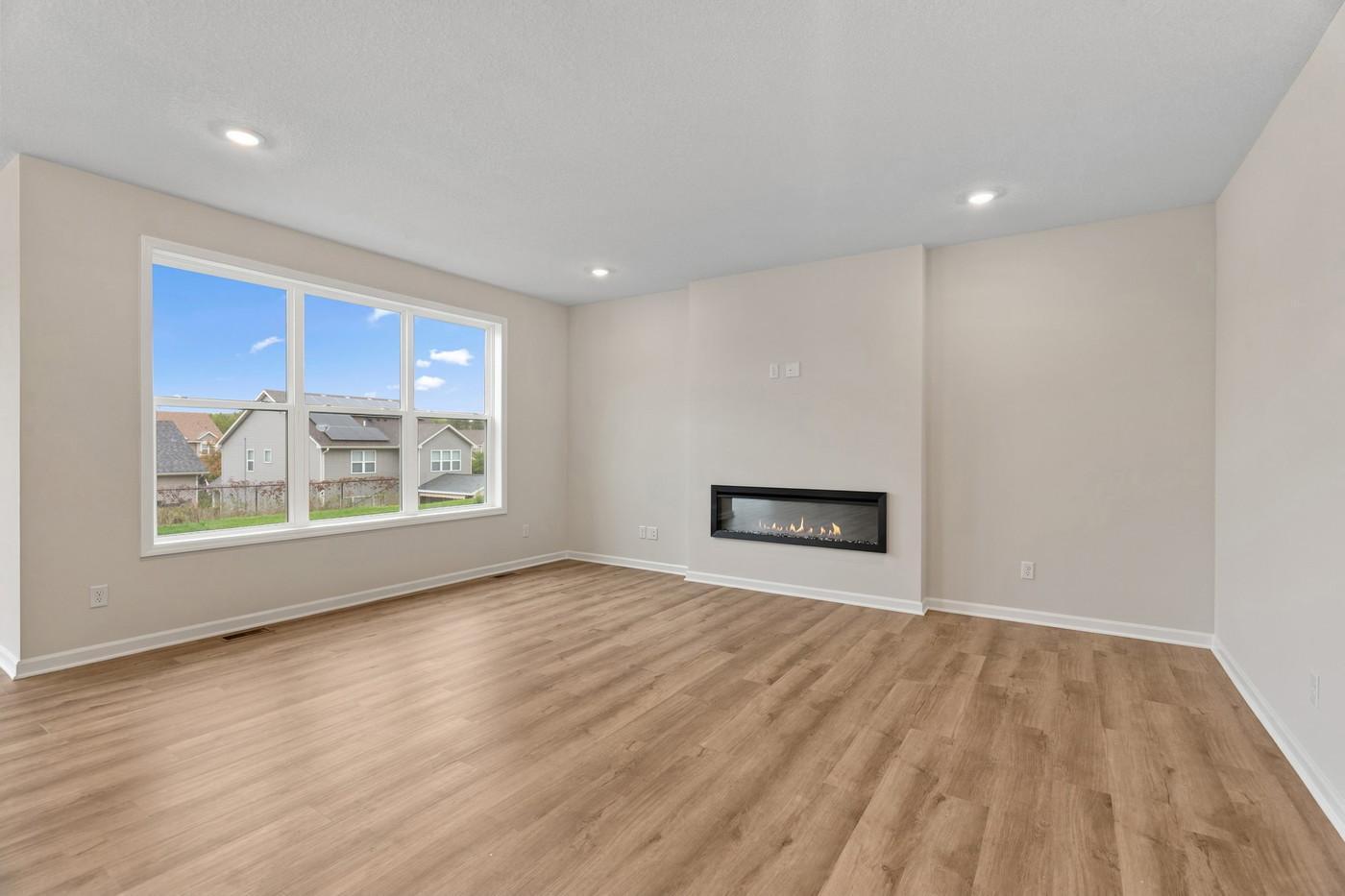 11590 19th Street Ne Property Photo 9