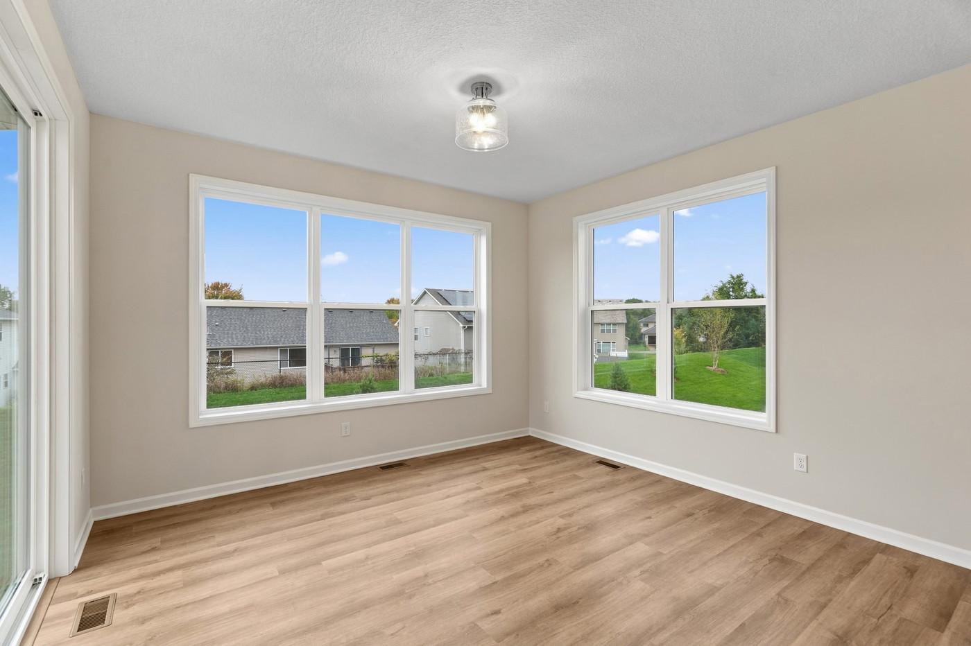 11590 19th Street Ne Property Photo 14