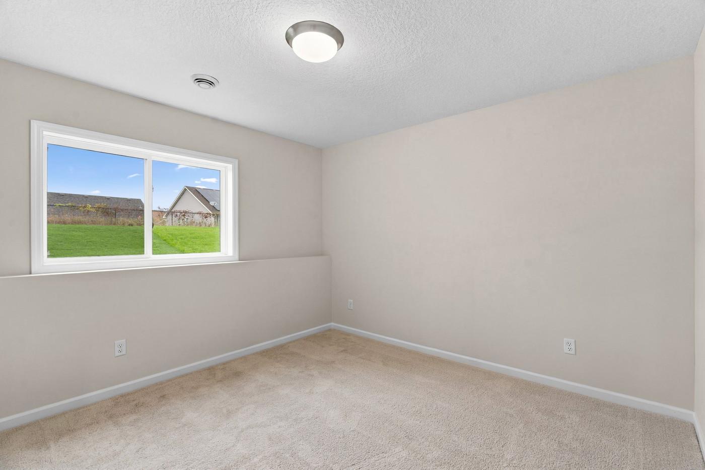 11590 19th Street Ne Property Photo 33