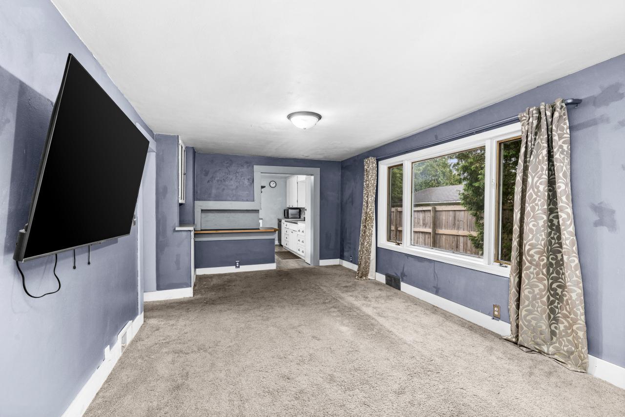 740 Larch Street Property Photo 13