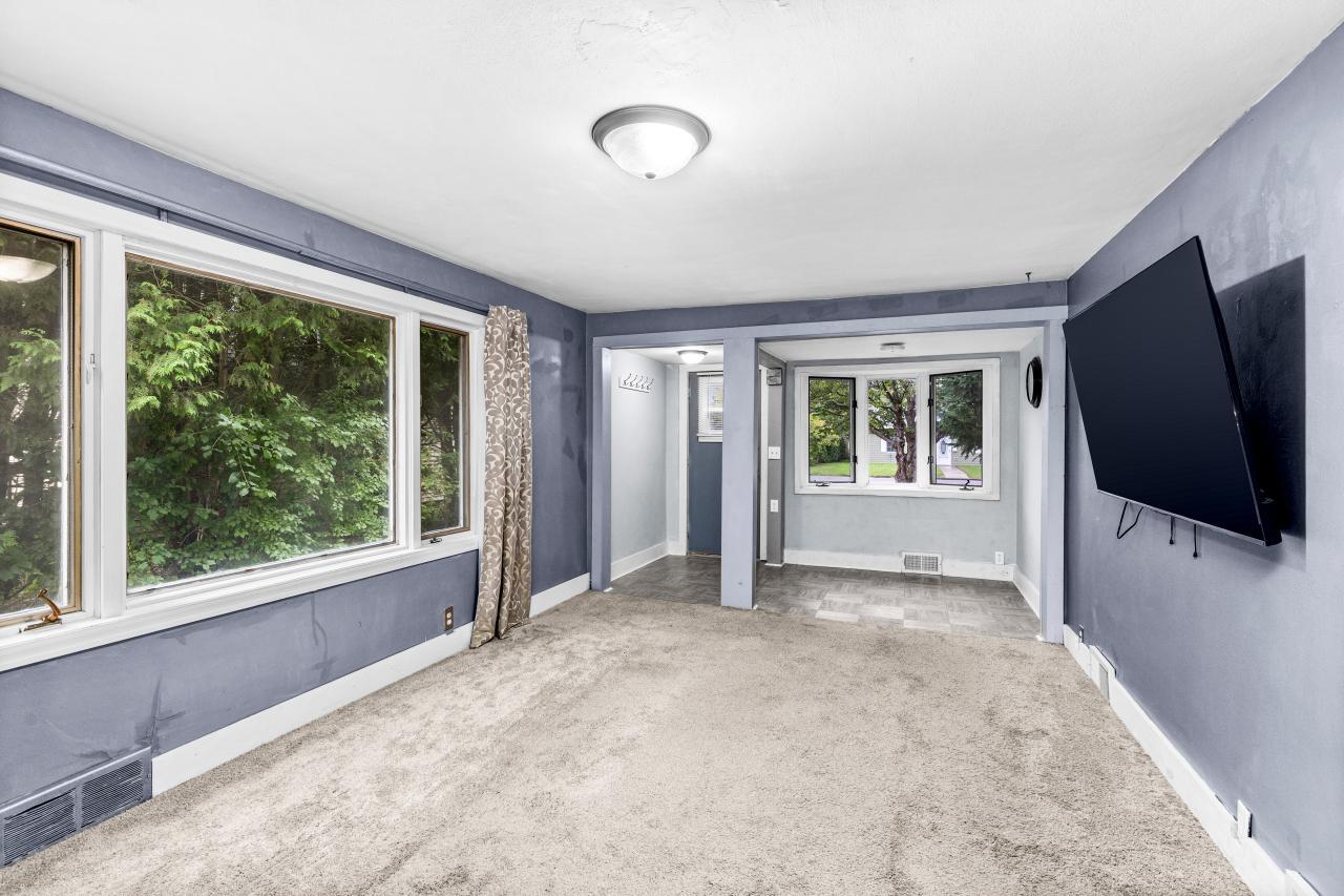 740 Larch Street Property Photo 16