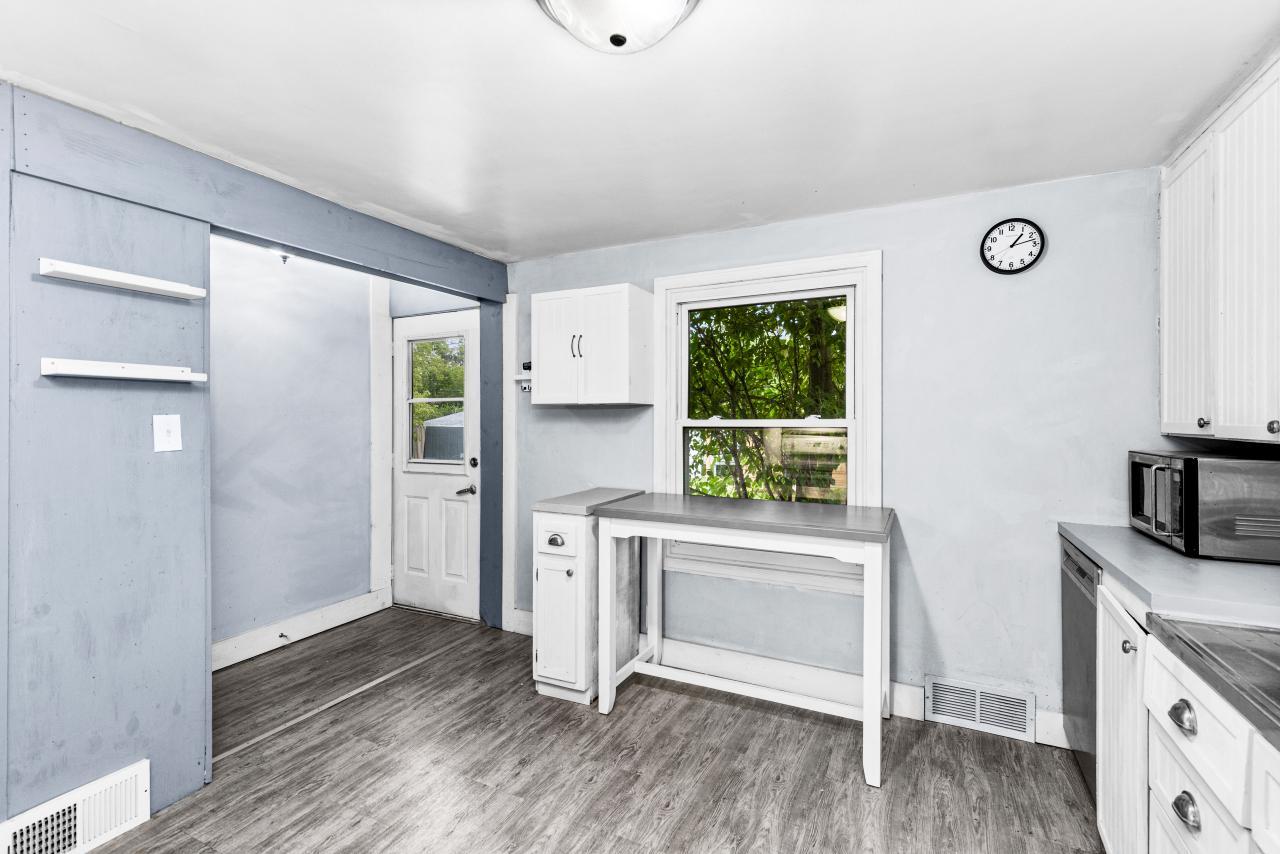 740 Larch Street Property Photo 18