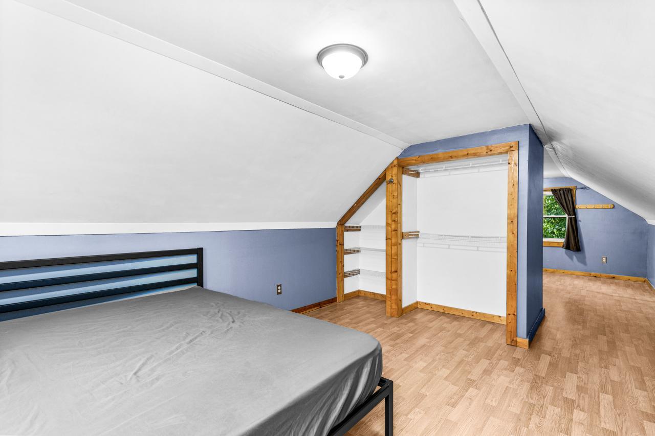 740 Larch Street Property Photo 32