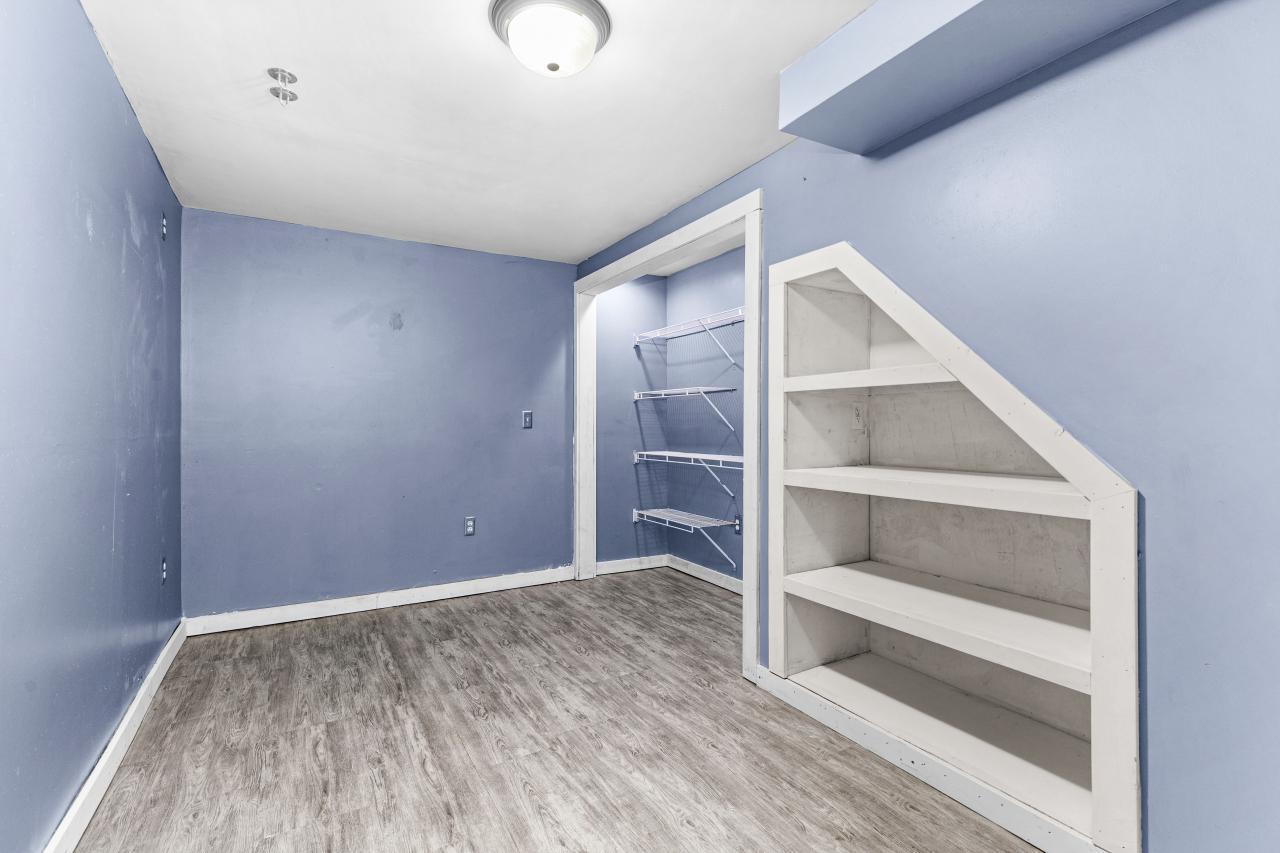 740 Larch Street Property Photo 34