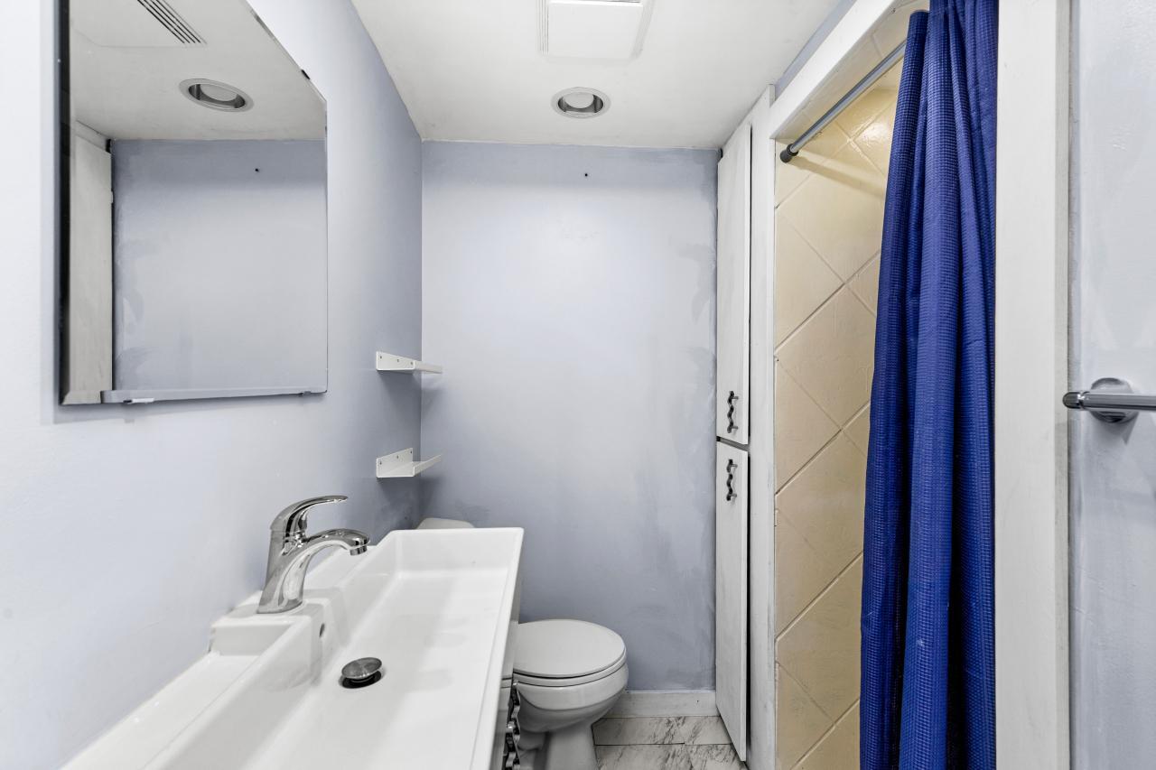 740 Larch Street Property Photo 36