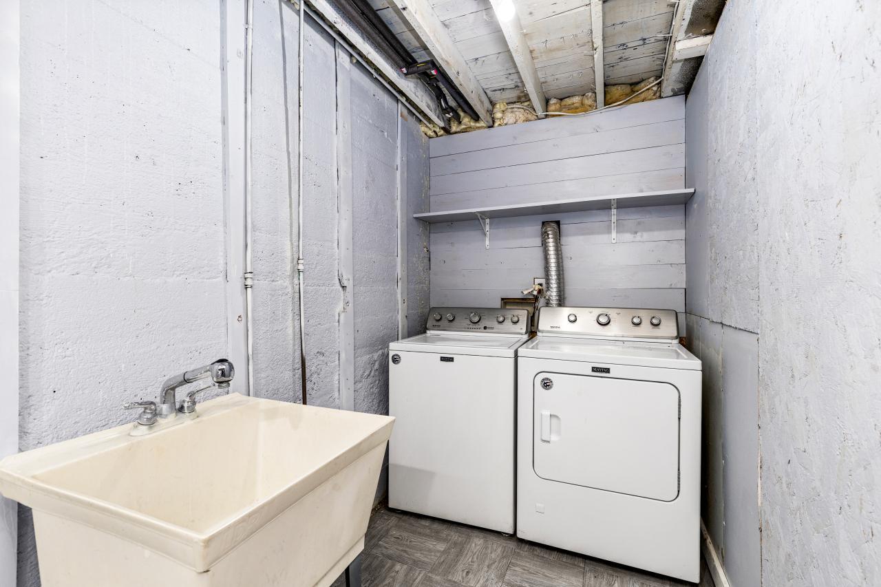 740 Larch Street Property Photo 37