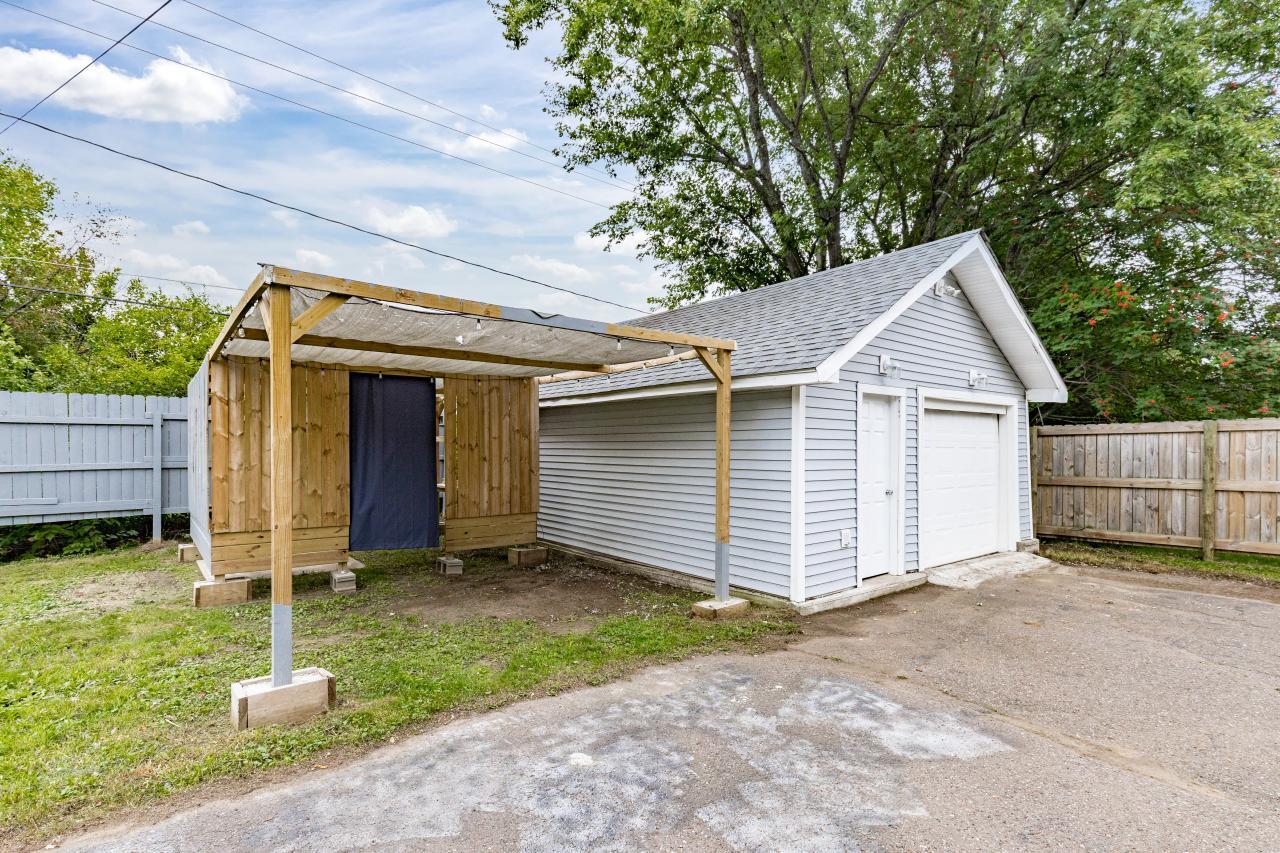 740 Larch Street Property Photo 45