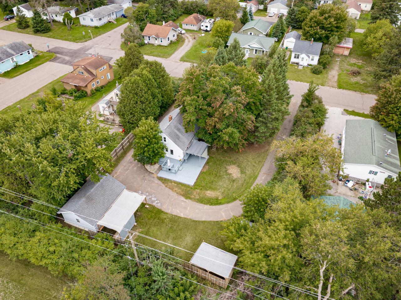 740 Larch Street Property Photo 47