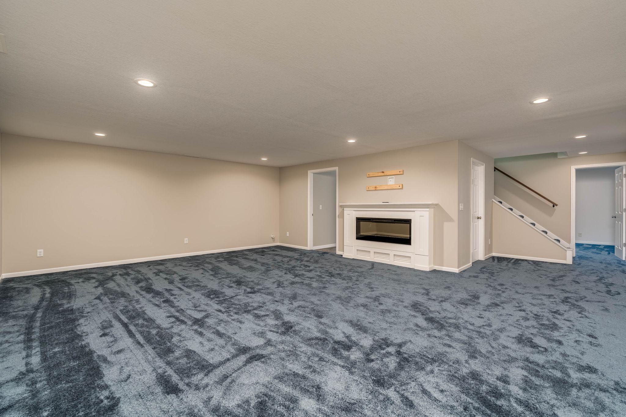 116 Piccadilly Avenue Property Photo 45