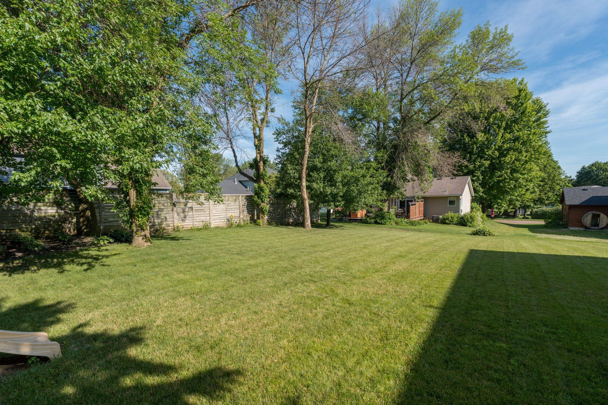 116 Piccadilly Avenue Property Photo 54