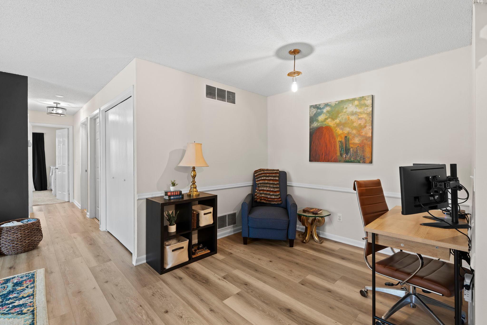 3861 Gold Point B Property Photo 10