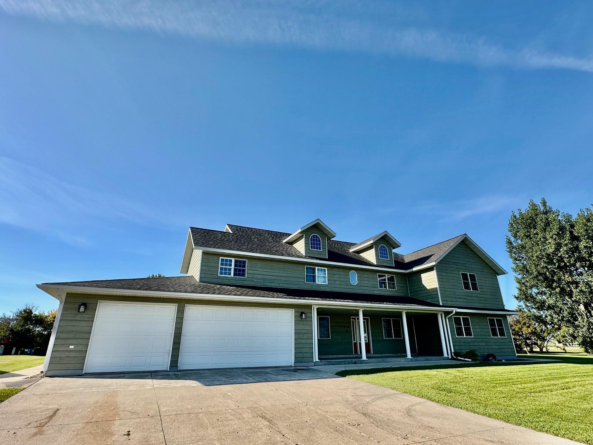 310 7th Street Sw Property Photo 4