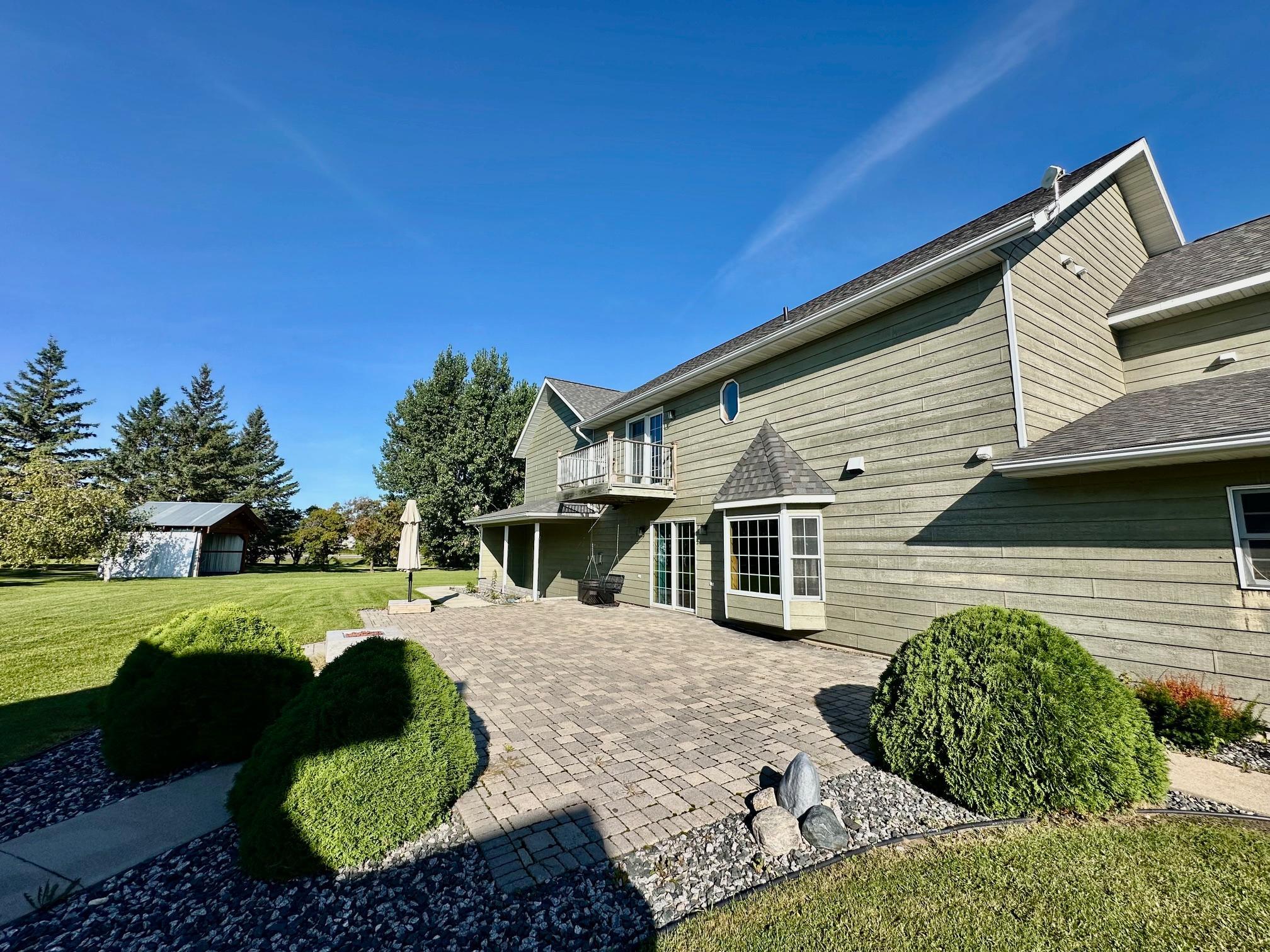 310 7th Street Sw Property Photo 9