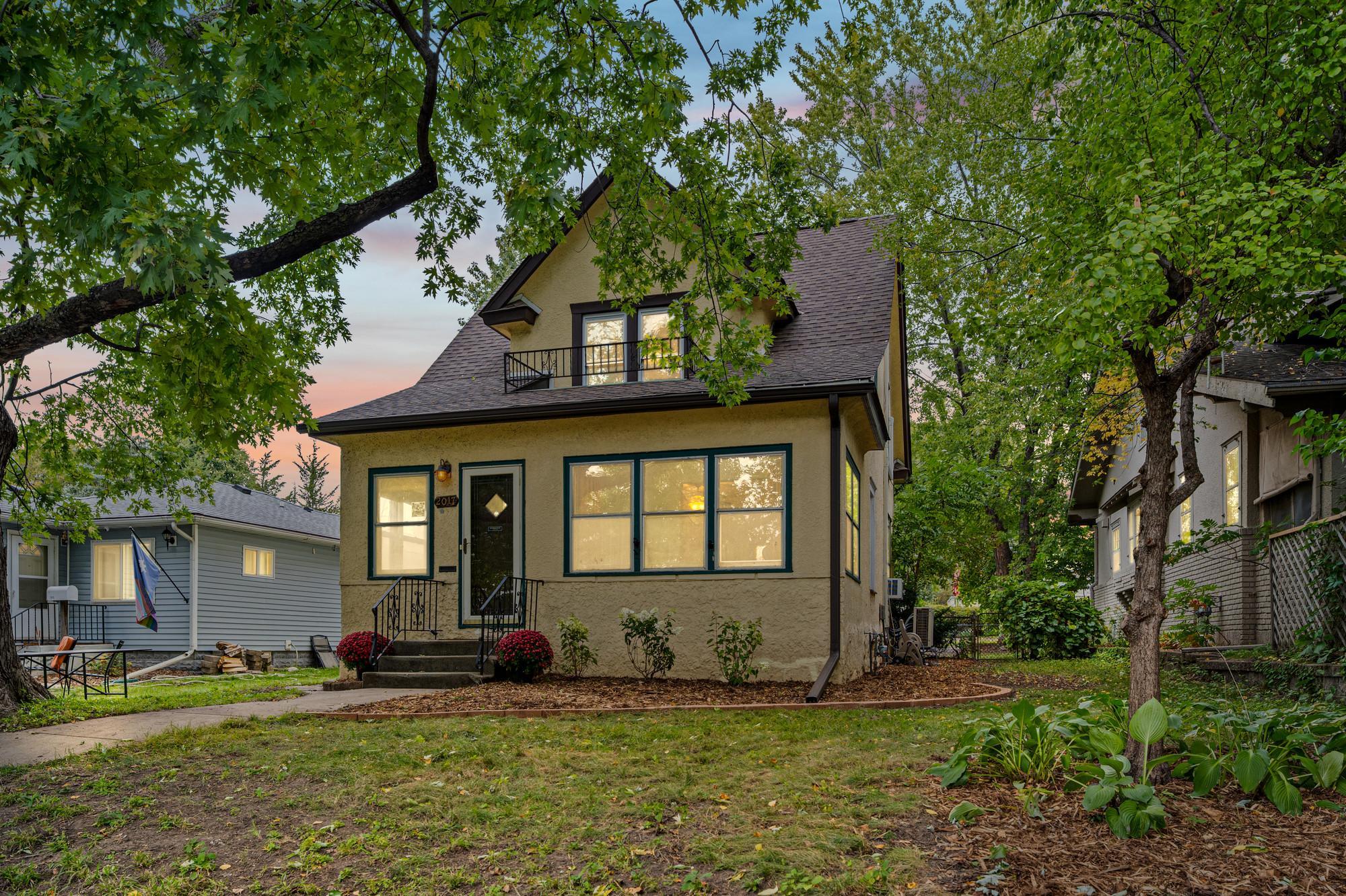 2017 22nd Avenue Ne Property Photo 1