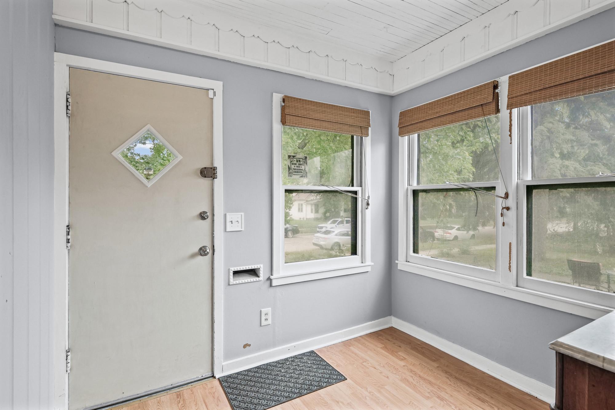 2017 22nd Avenue Ne Property Photo 6