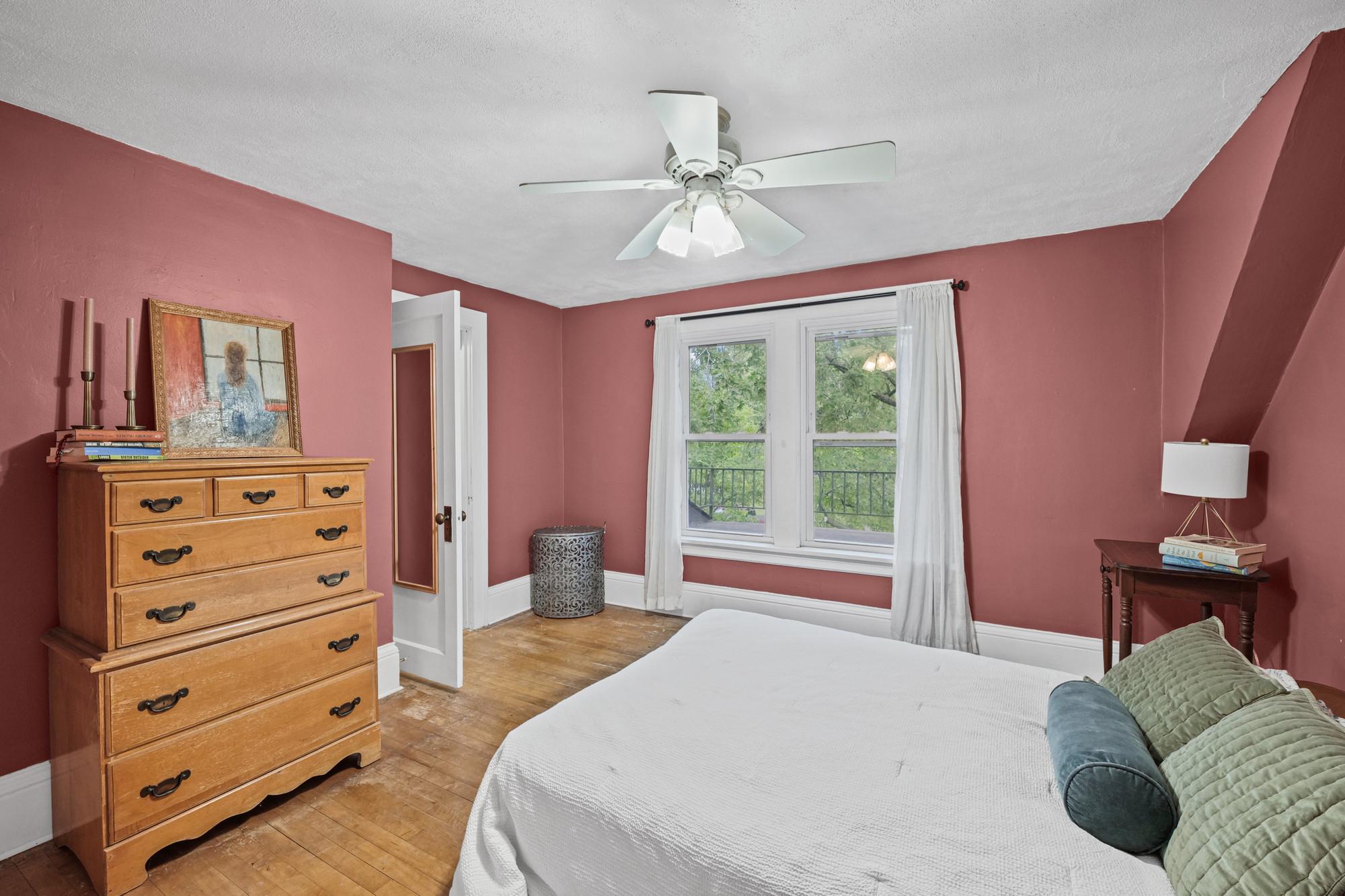 2017 22nd Avenue Ne Property Photo 25