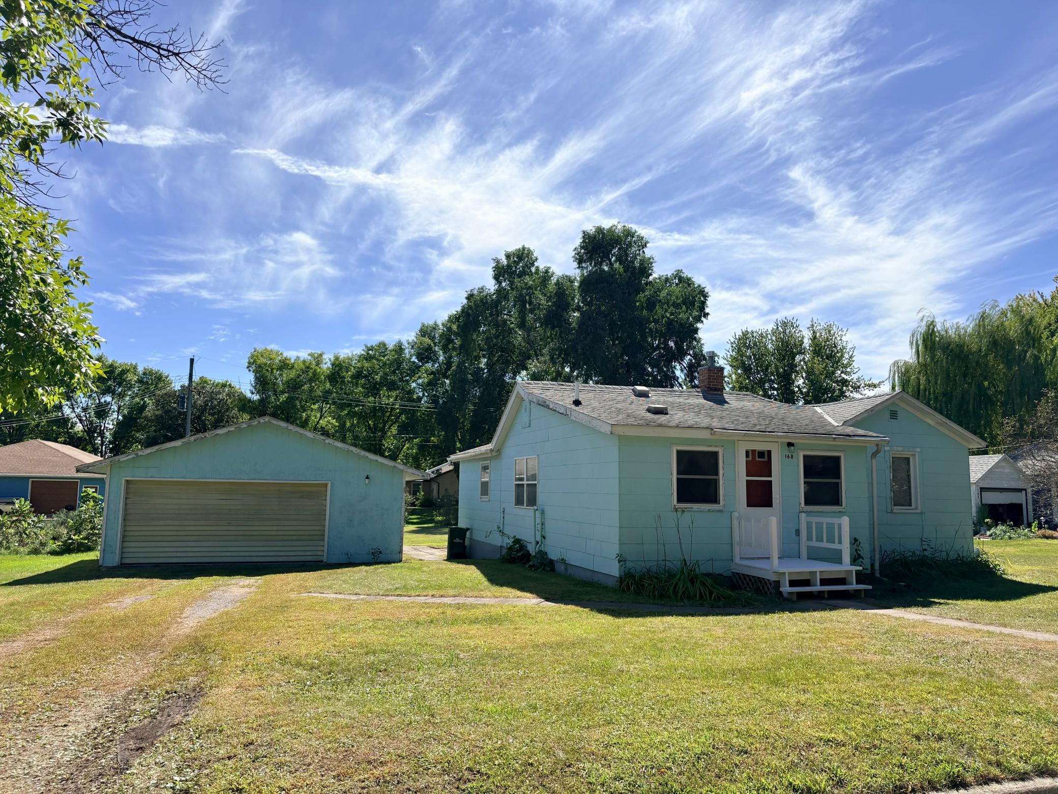 168 E Park Street Property Photo 1