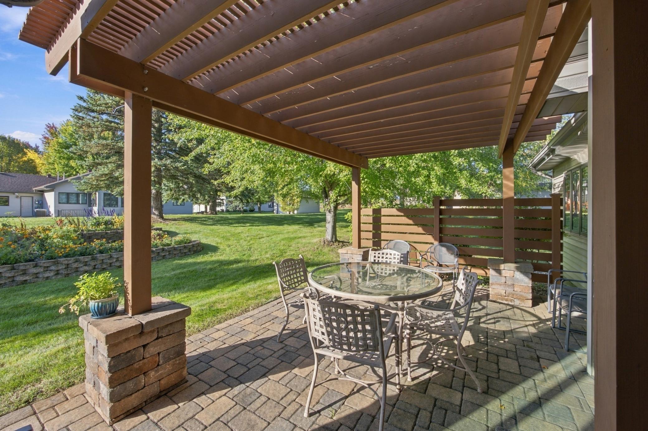 2206 Brookwood Court Property Photo 7