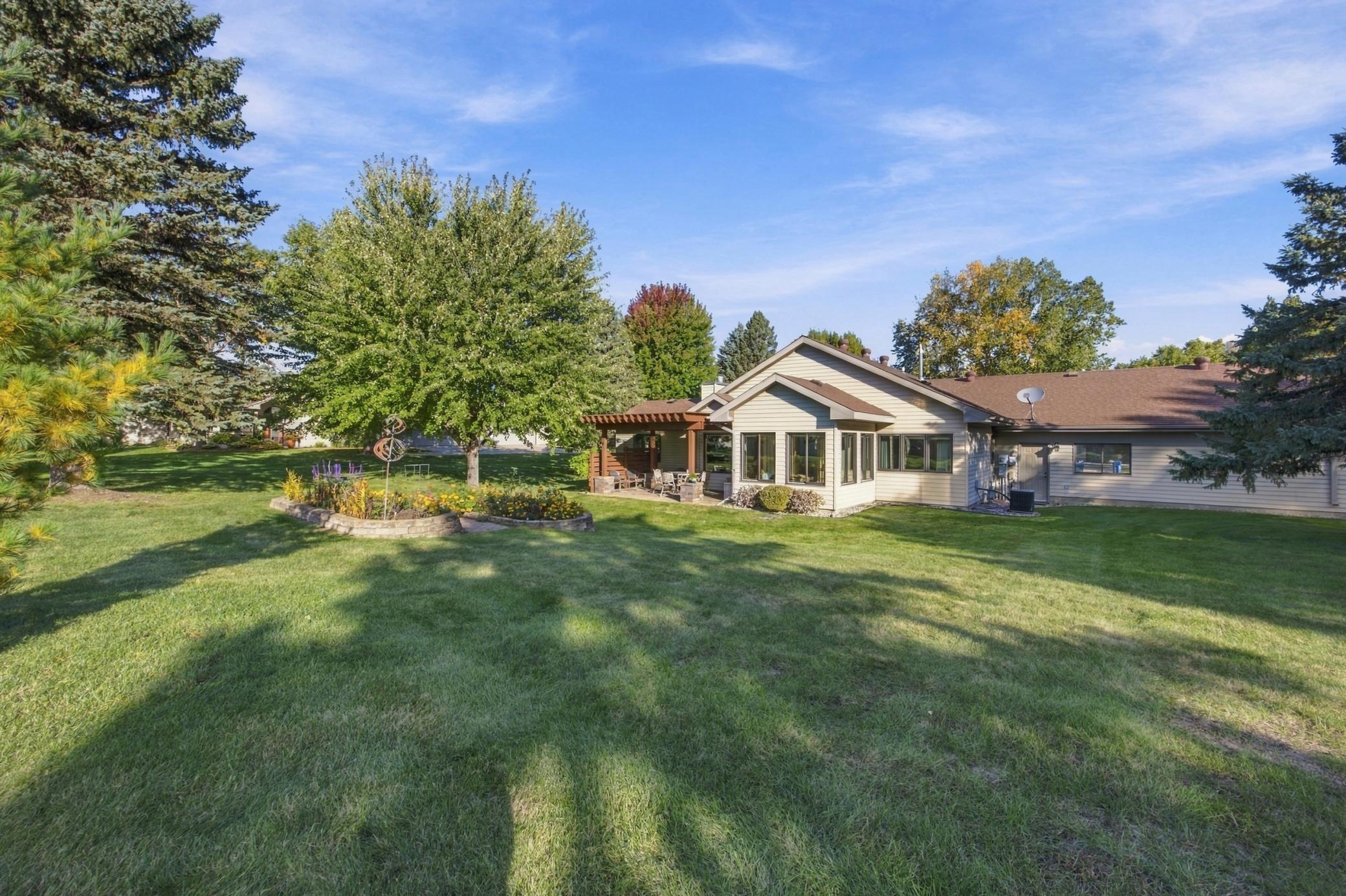 2206 Brookwood Court Property Photo 9