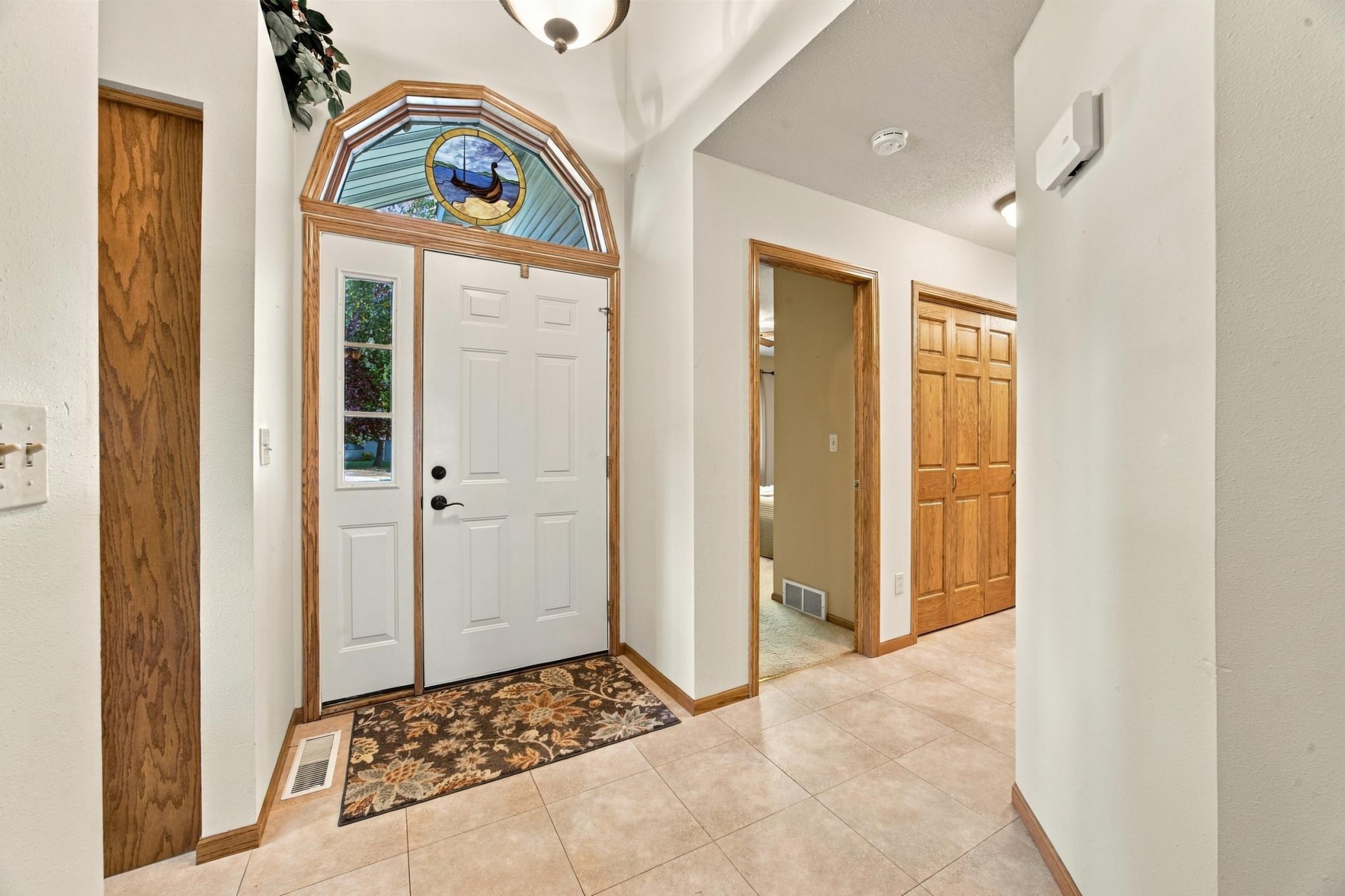 2206 Brookwood Court Property Photo 11