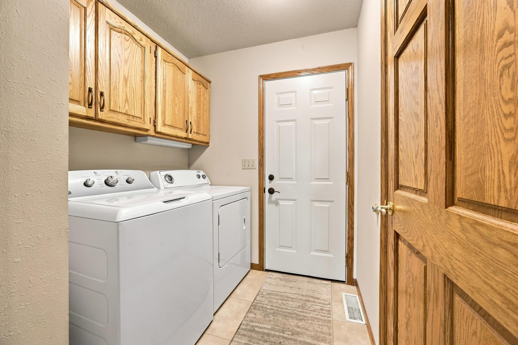 2206 Brookwood Court Property Photo 30