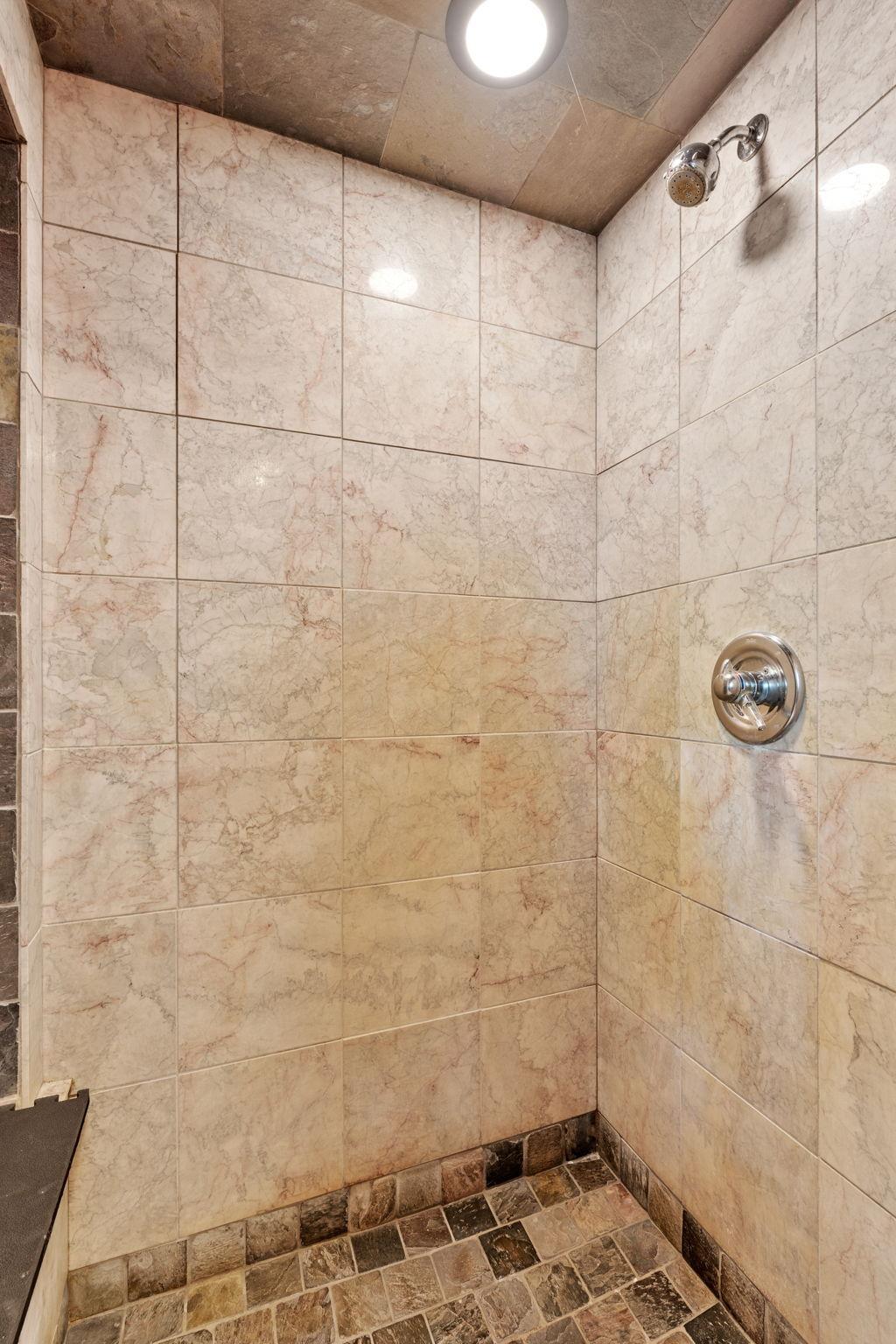 2090 Kendall Loop Property Photo 39