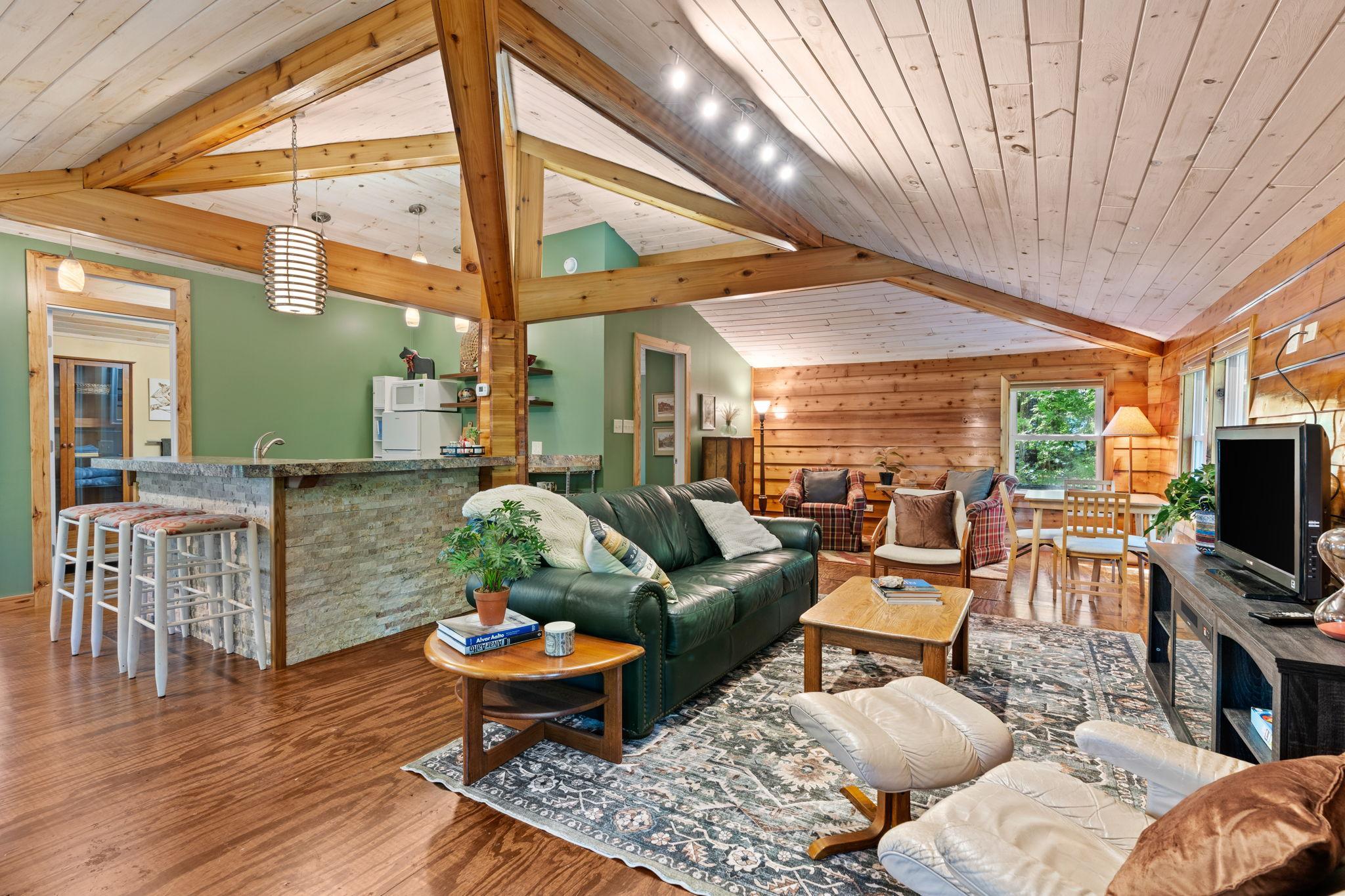 2090 Kendall Loop Property Photo 42