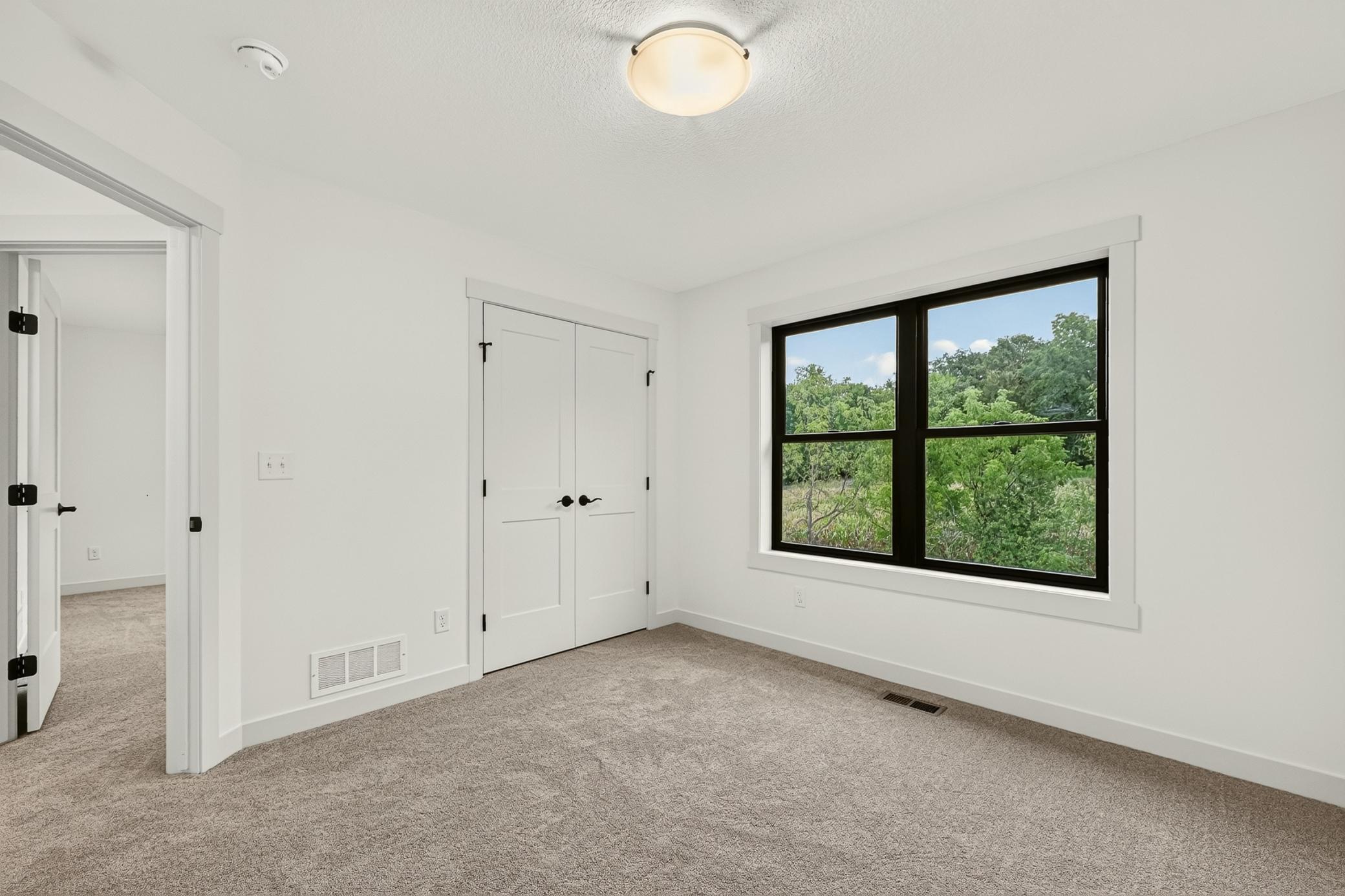 3756 Stonehedge Drive Ne Property Photo 22