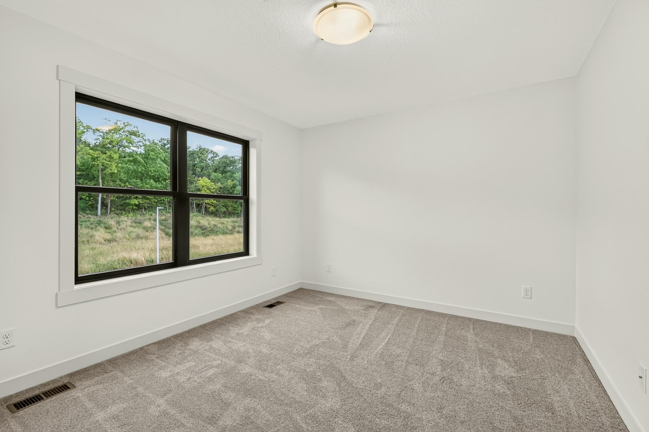 3756 Stonehedge Drive Ne Property Photo 26