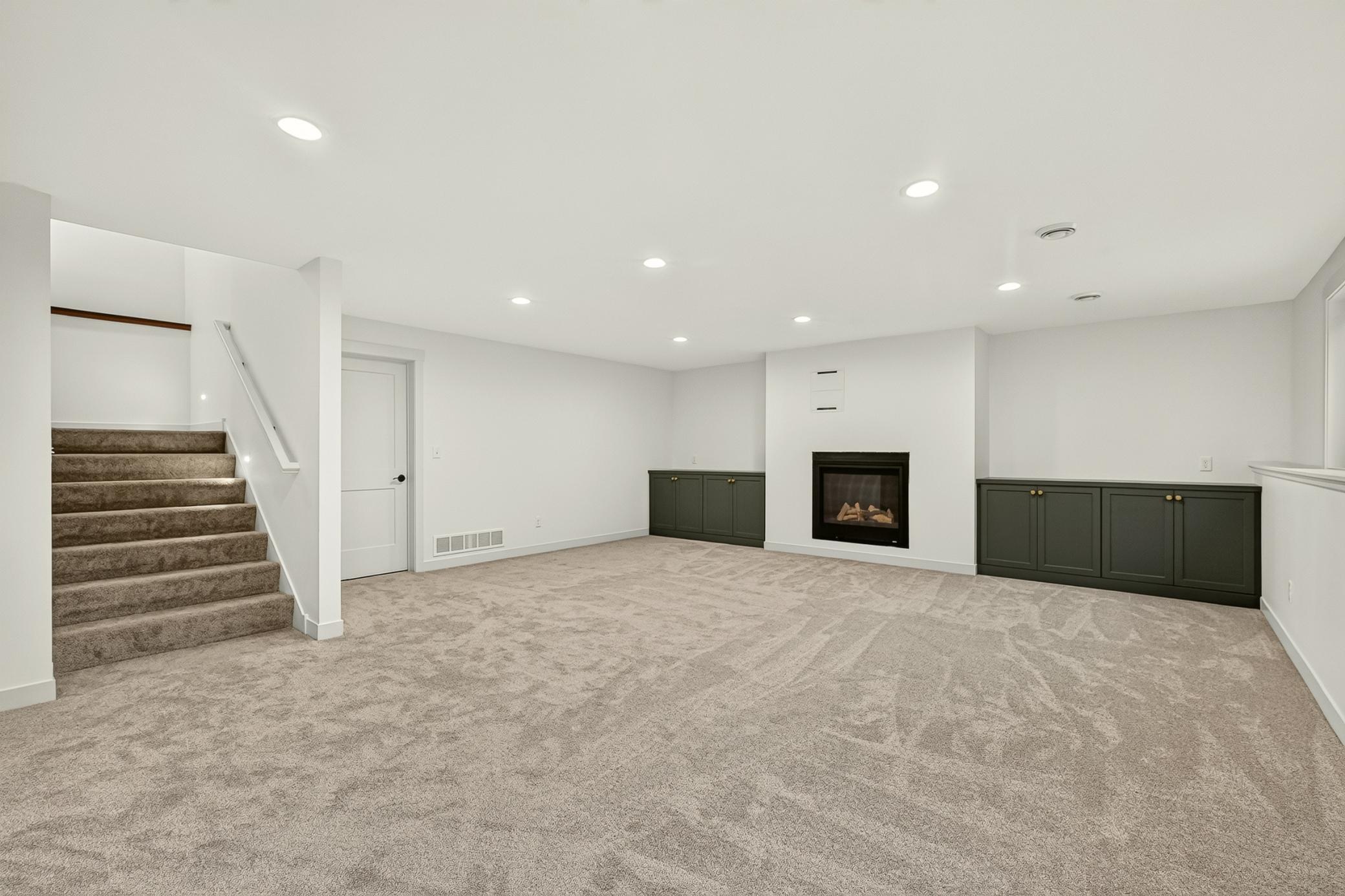 3756 Stonehedge Drive Ne Property Photo 28