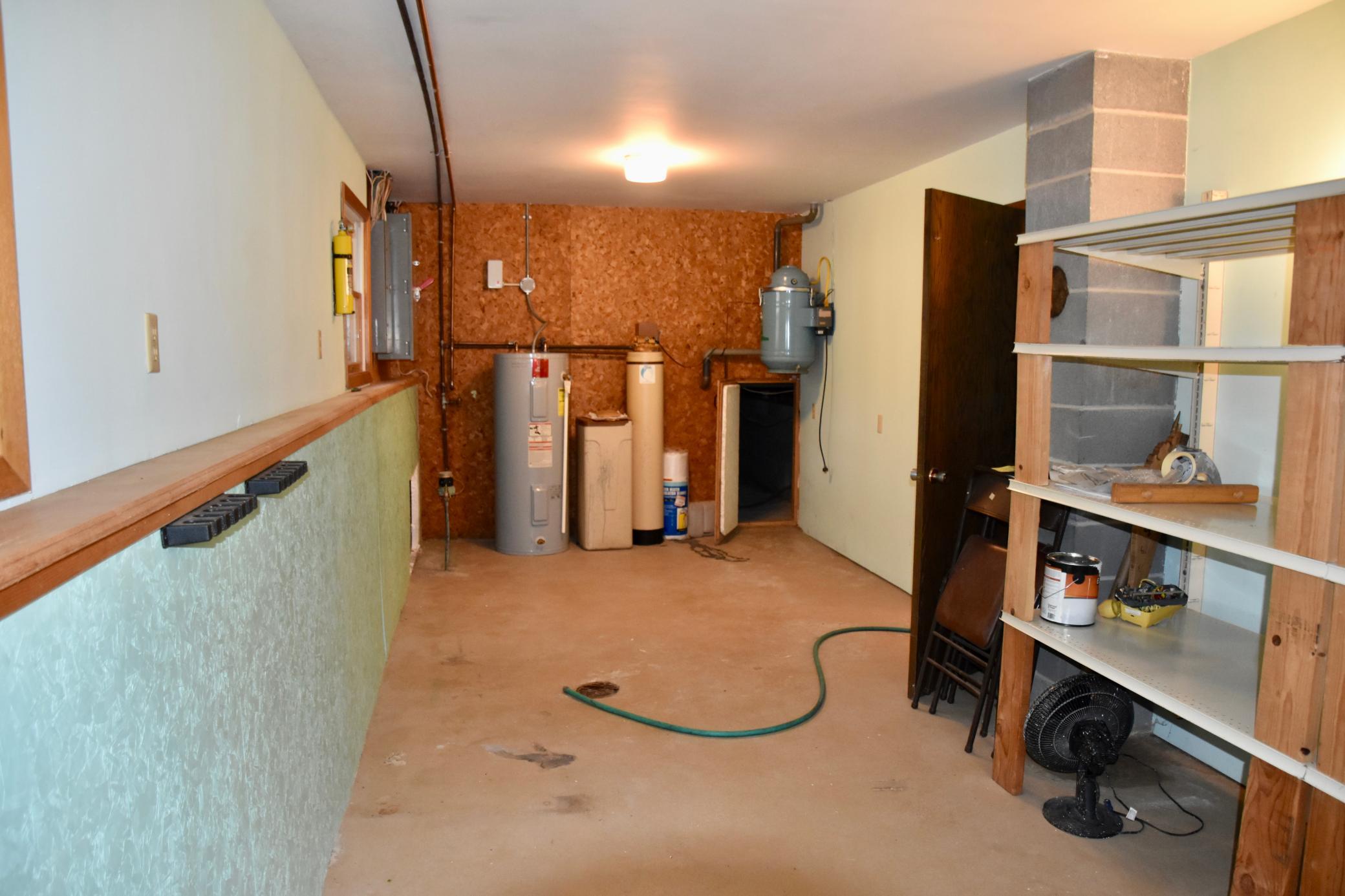939 6th Street Property Photo 32