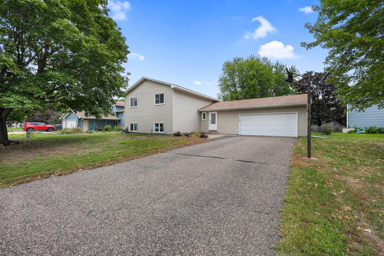 11714 Colorado Avenue N Property Photo 1