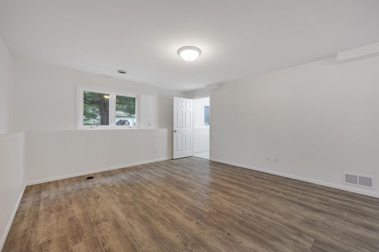 11714 Colorado Avenue N Property Photo 17