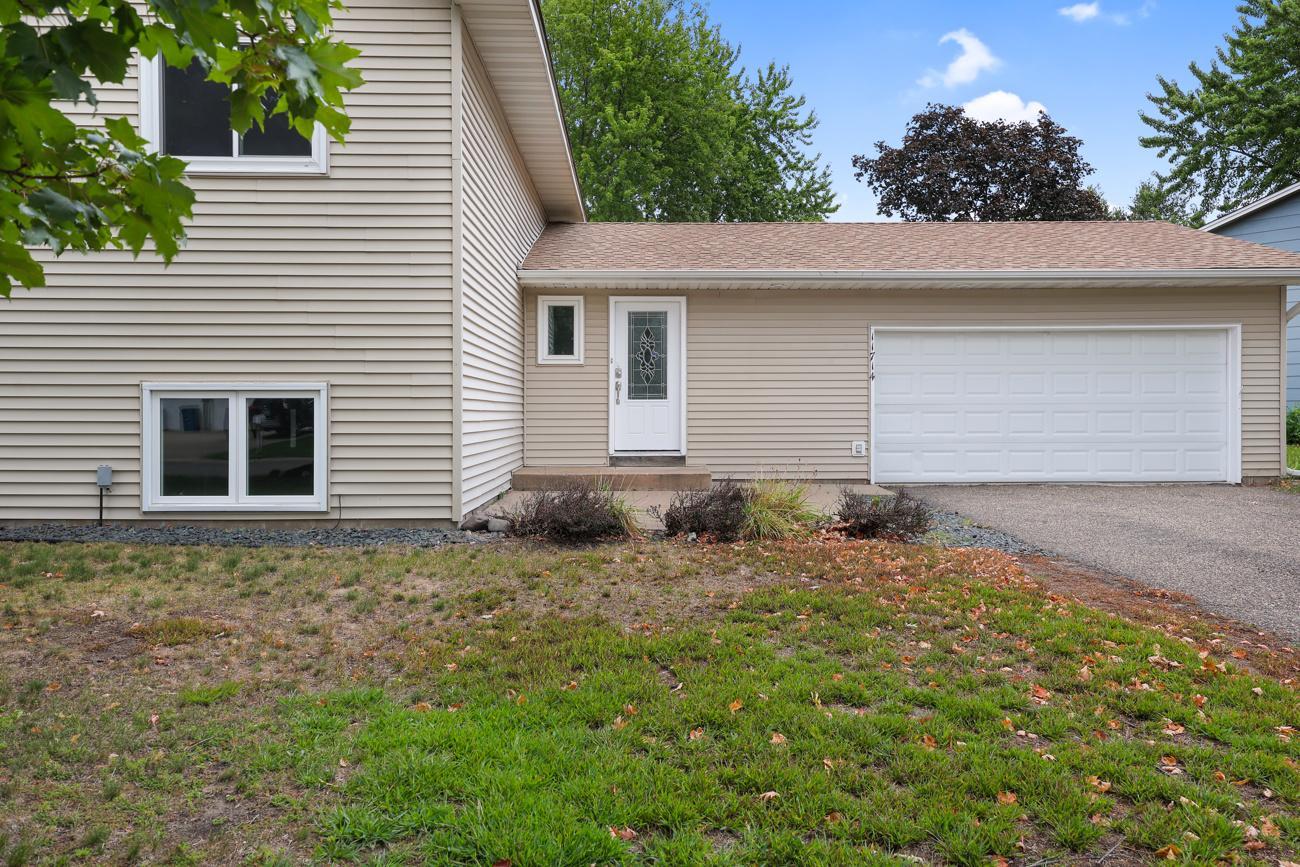 11714 Colorado Avenue N Property Photo 23