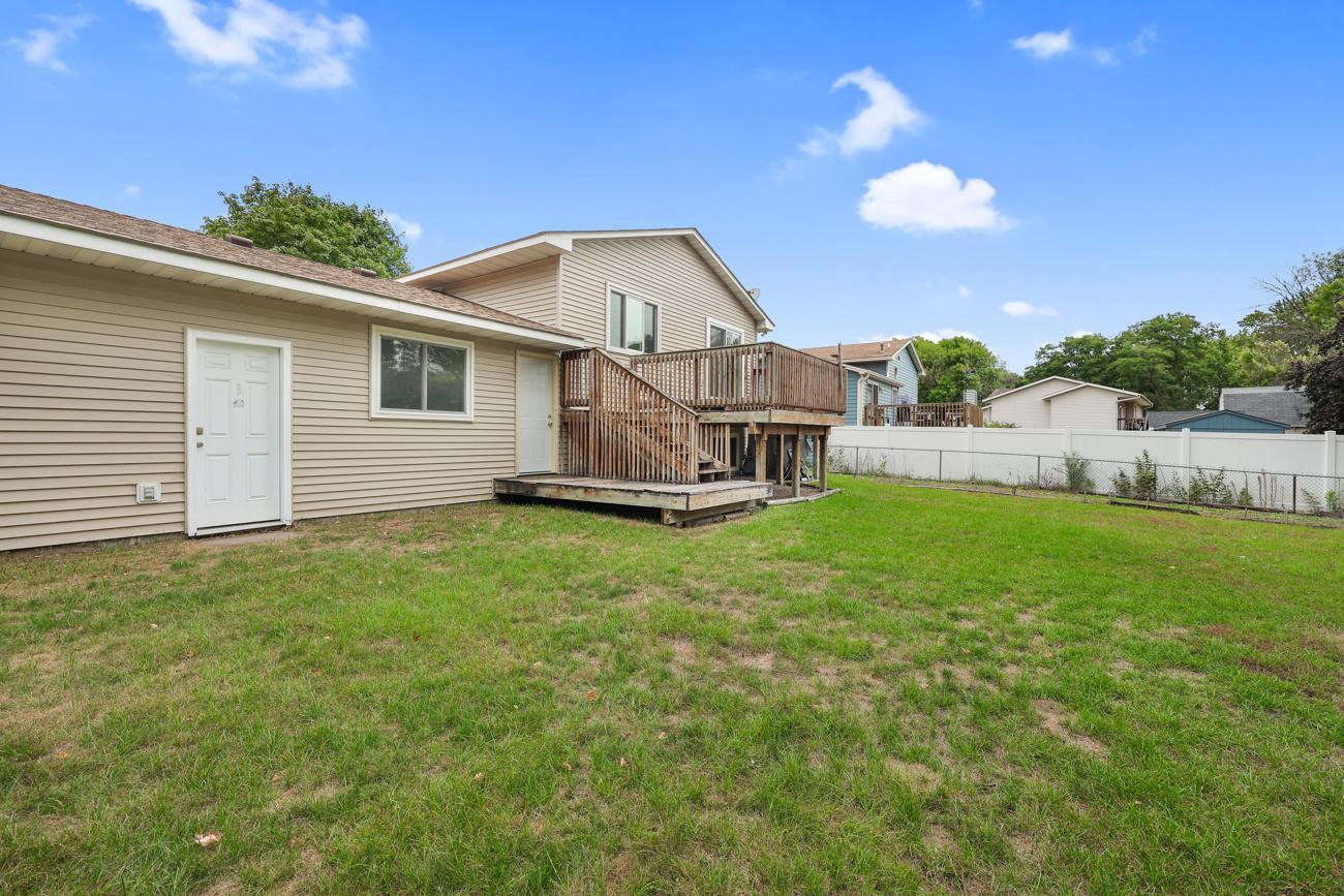 11714 Colorado Avenue N Property Photo 25