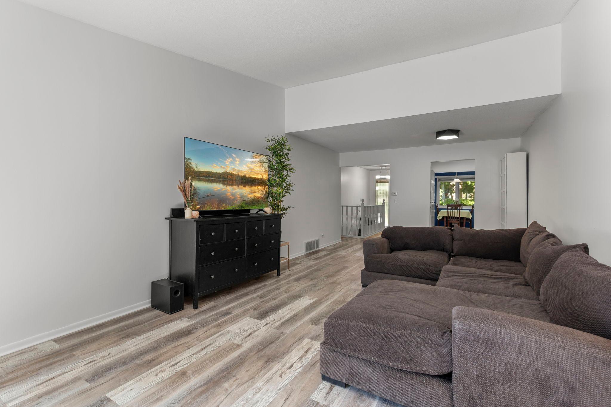 91 Birnamwood Drive Property Photo 10