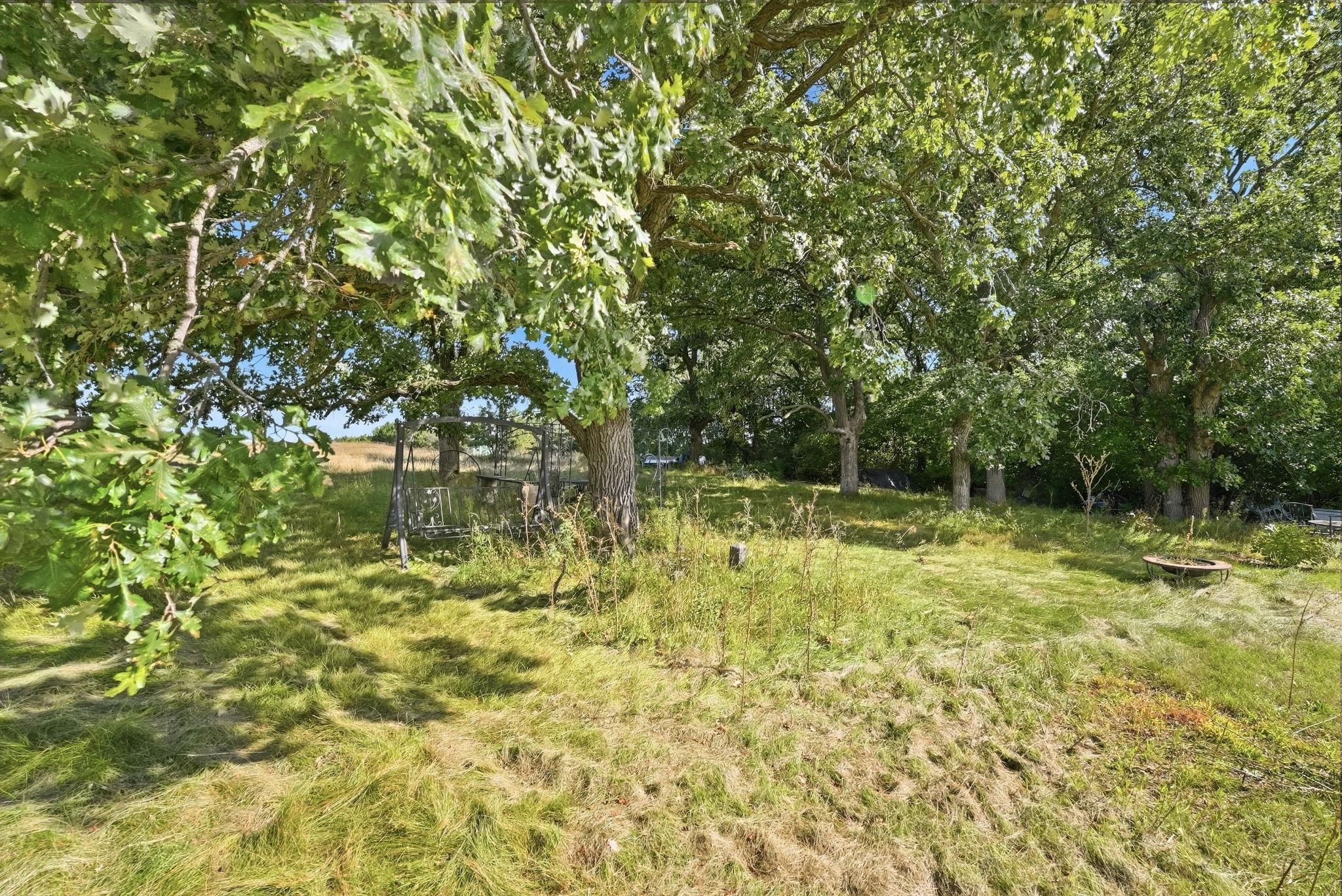 43300 170th Street Property Photo 8