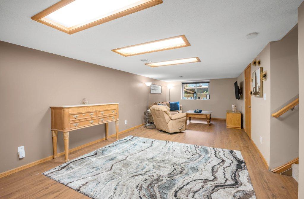 9581 Pilgrim Lane N Property Photo 20