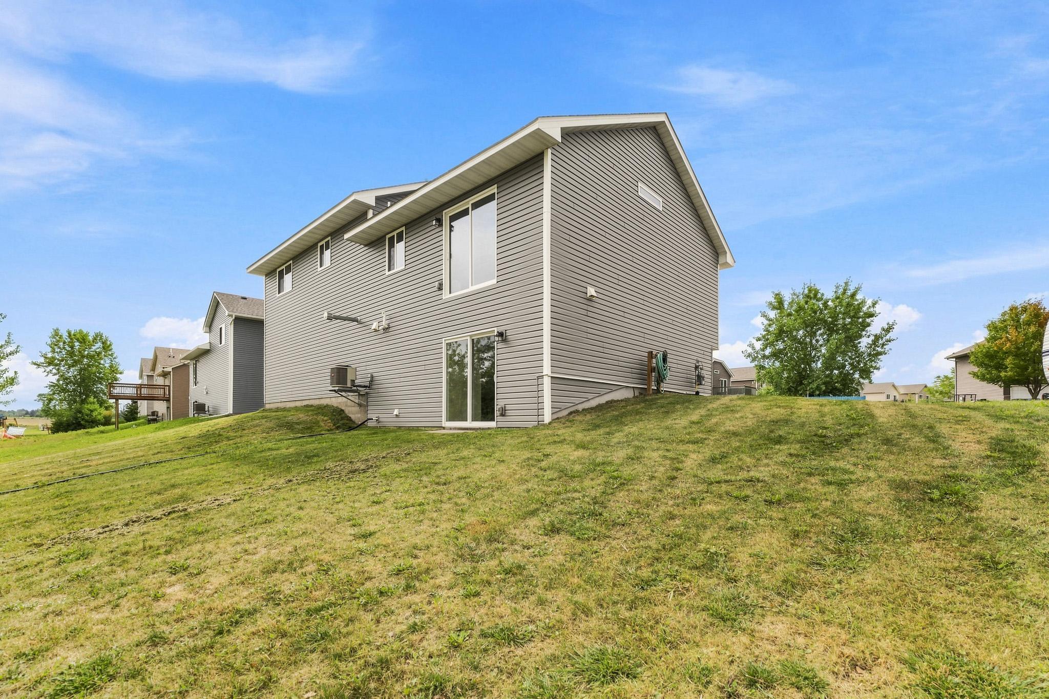645 Highview Loop Se Property Photo 42