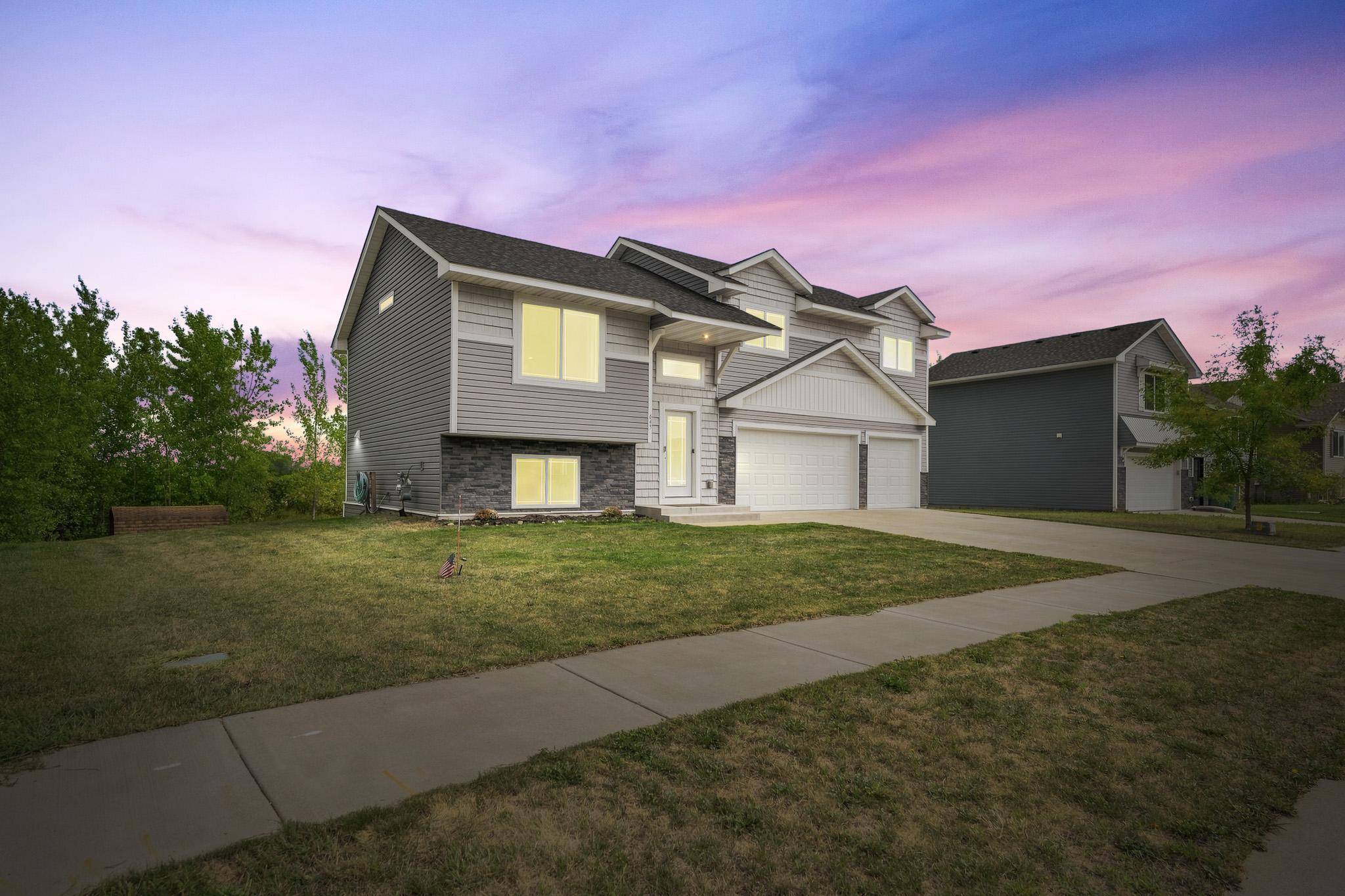 645 Highview Loop Se Property Photo 46