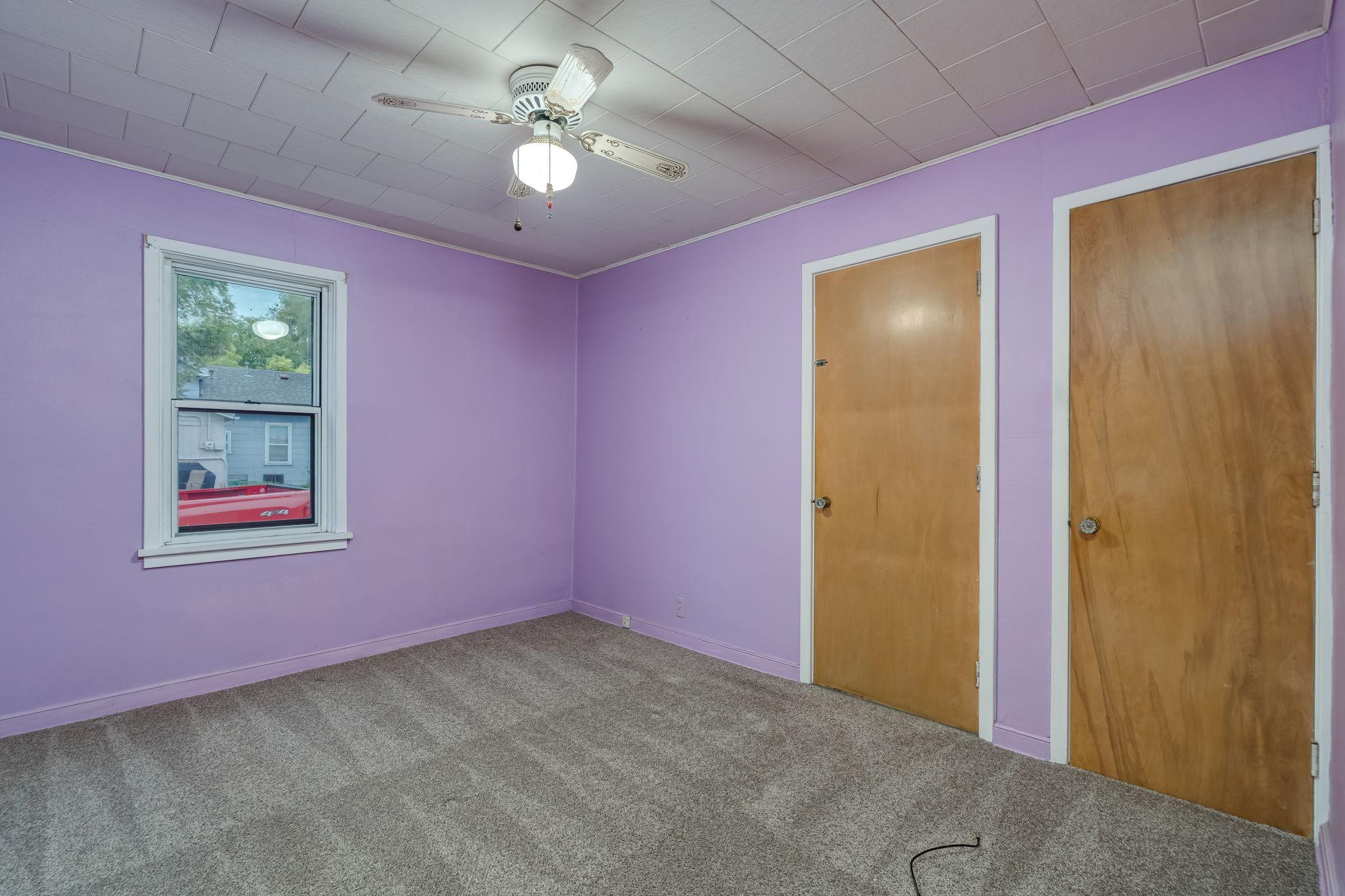 212 E Rock Street Property Photo 12