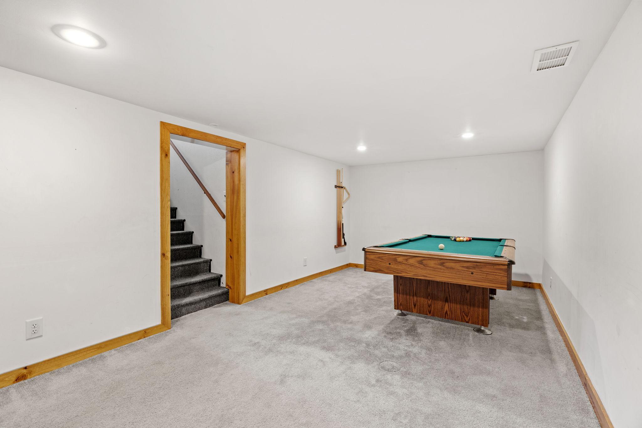 483 Manor Drive Ne Property Photo 19